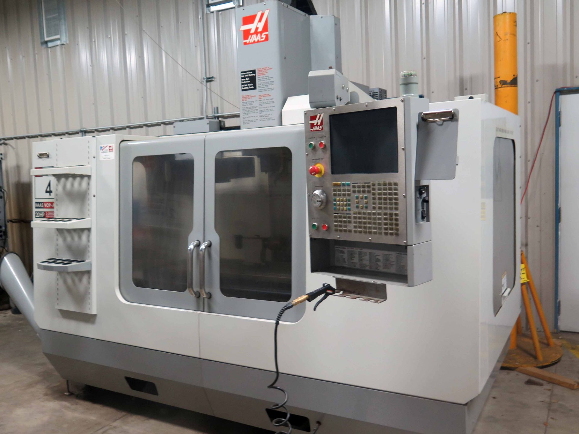 CNC VERTICAL MACHINING CENTER, HAAS MDL. VF-4B, new 2007, Haas V0P-A CNC control, 20 HP 2-spd. - Image 2 of 5