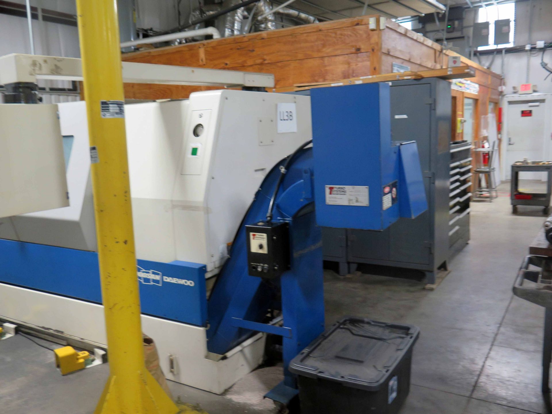 CNC LATHE, DOOSAN PUMA MDL. 300LC, new 2005, Fanuc Series 21i-TB CNC control, 23.2" swing over - Image 5 of 6