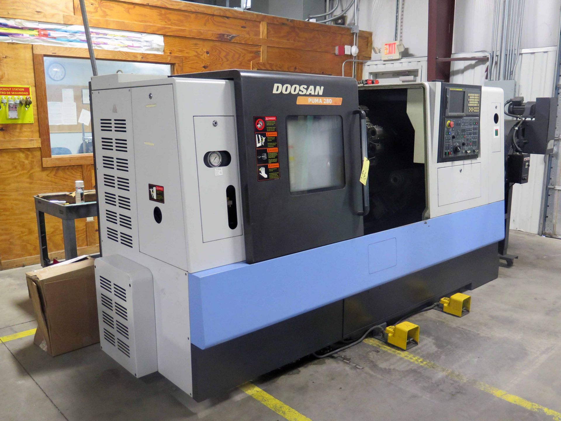 CNC LATHE, DOOSAN PUMA MDL. 280, new 2008, Fanuc Series 21i-TB CNC control, 24.8" swing over bed,