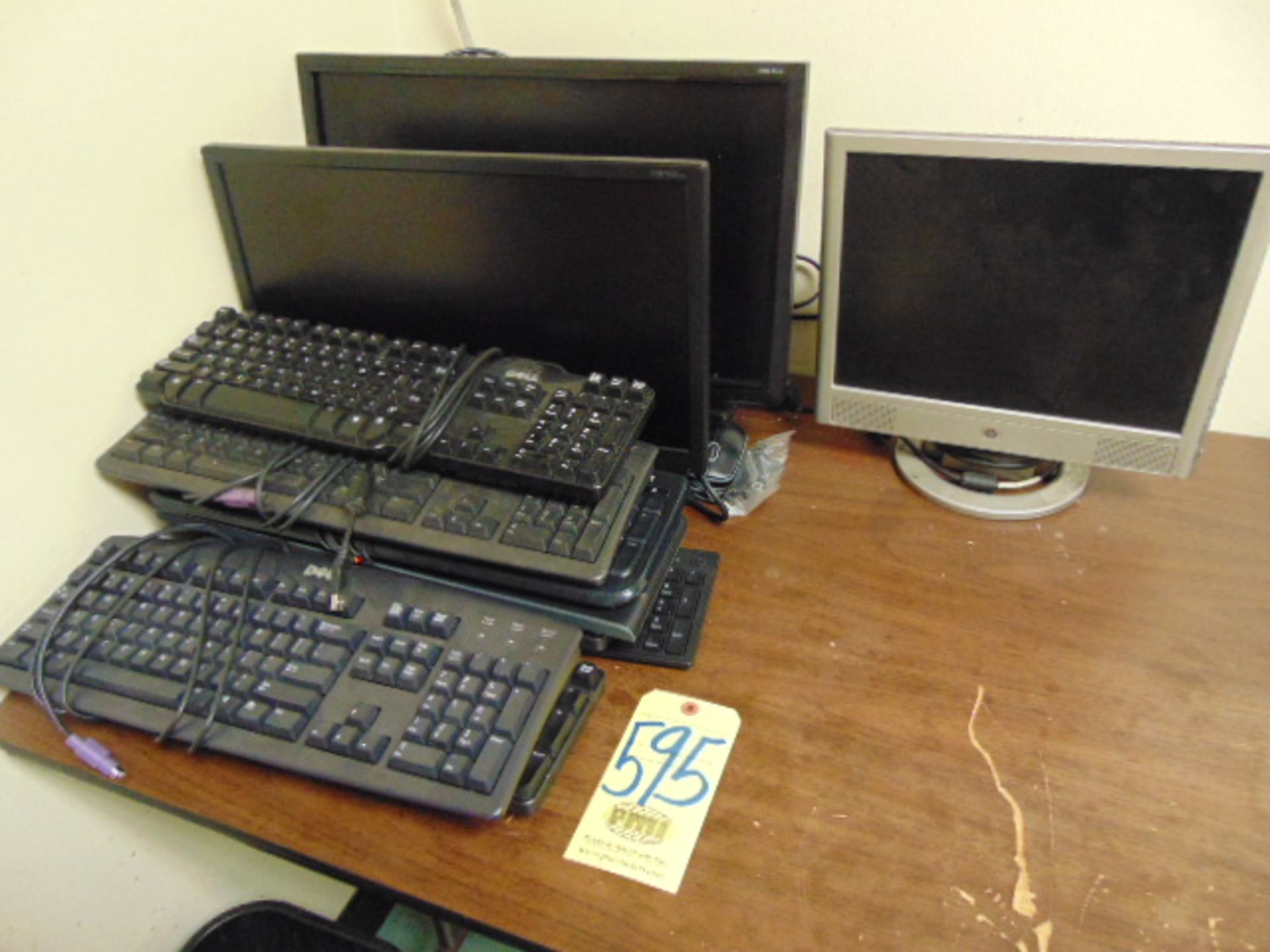 LOT CONSISTING OF: assorted monitors & keyboards