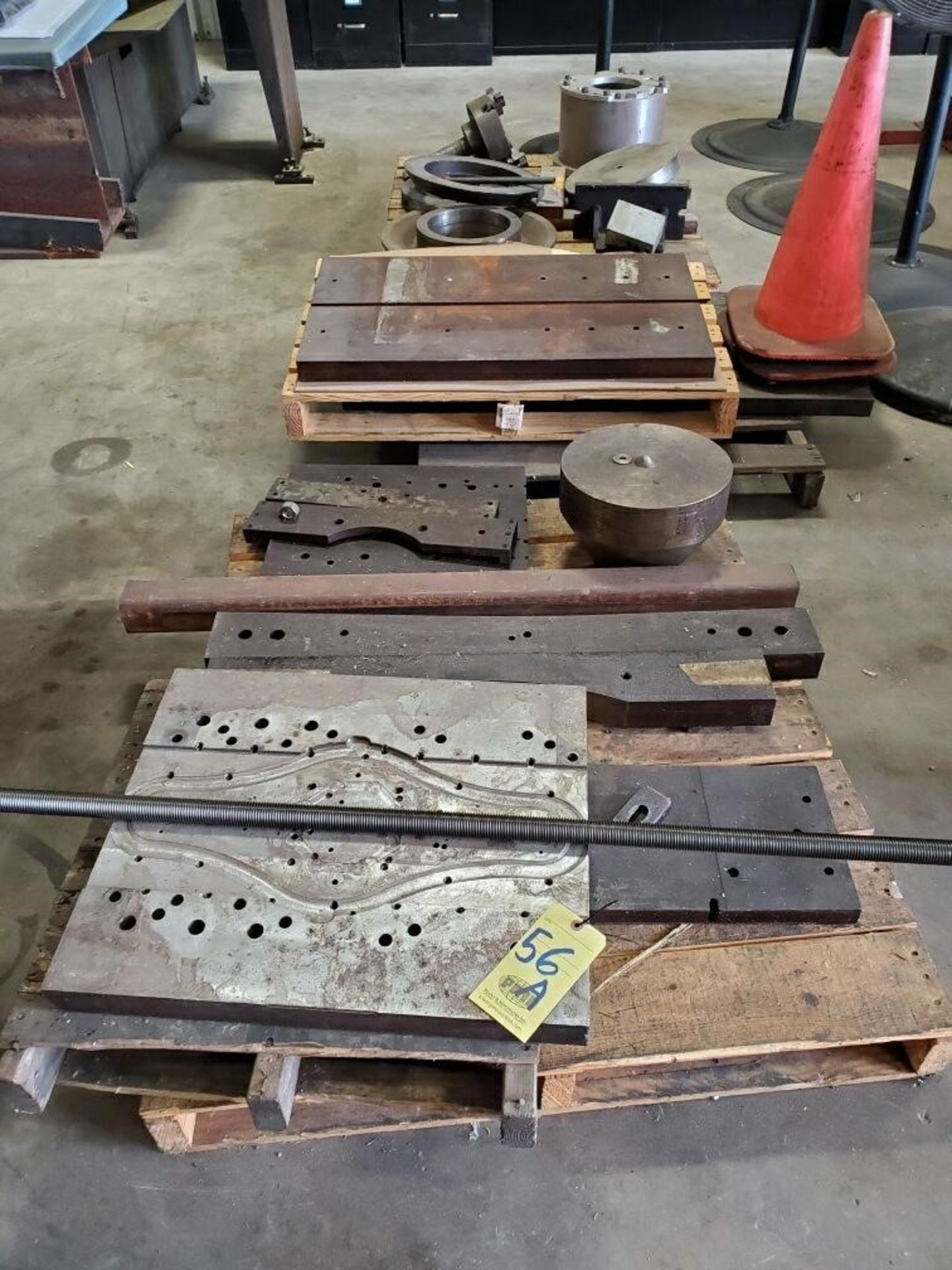 LOT OF FIXTURE PLATES & MISC., assorted (on three pallets)