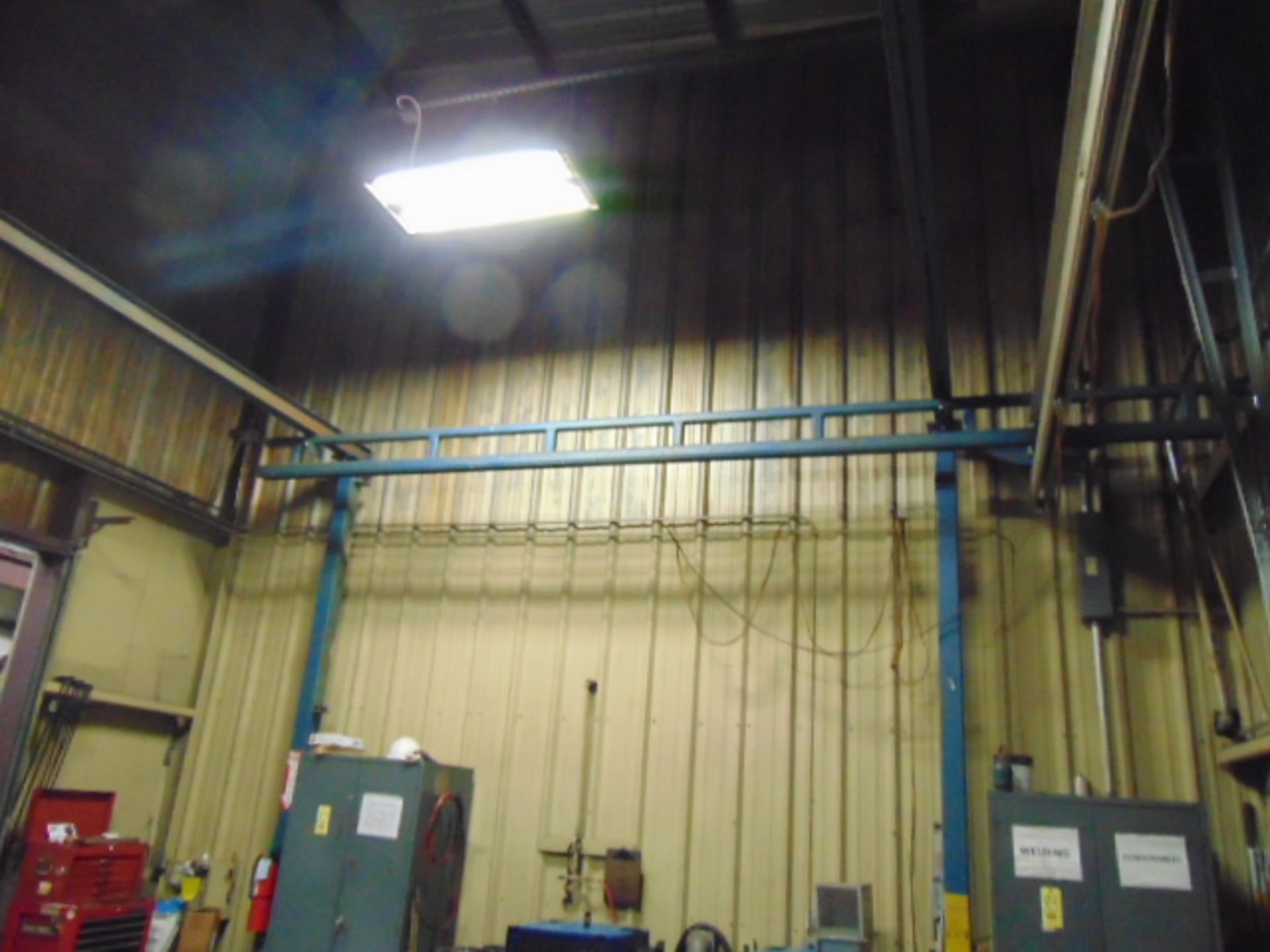FREE STANDING GANTRY CRANE SYSTEM, GORBEL 2,000 LB. CAP., approx. 20'W. x 20'L., approx. 10' under - Image 7 of 9