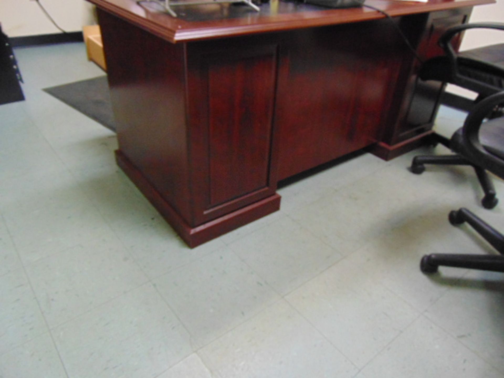 LOT CONSISTING OF: (4) assorted desks, bookcase & (4) assorted file cabinets - Image 2 of 4