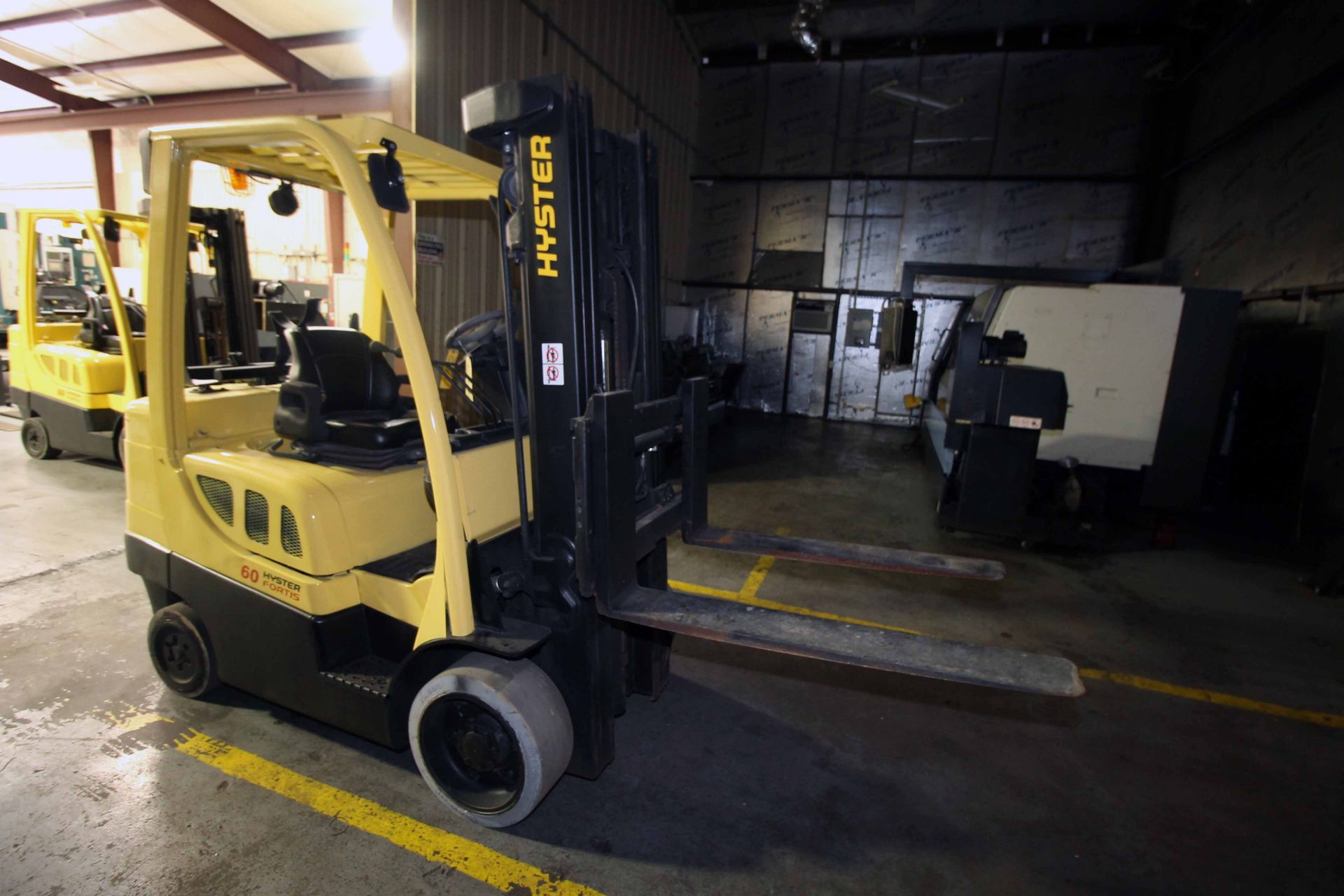 FORKLIFT, HYSTER 6,000 LB. BASE CAP. MDL. S60FT, new 2014, LPG, 83" triple stage mast, 189" lift - Image 2 of 6