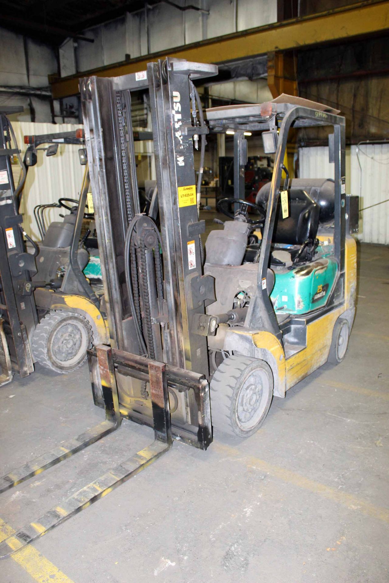 FORKLIFT, KOMATSU 5,000 LB. BASE CAP. MDL. FG25ST-14, 4,450 lb. cap. @ 24” L.C., currently