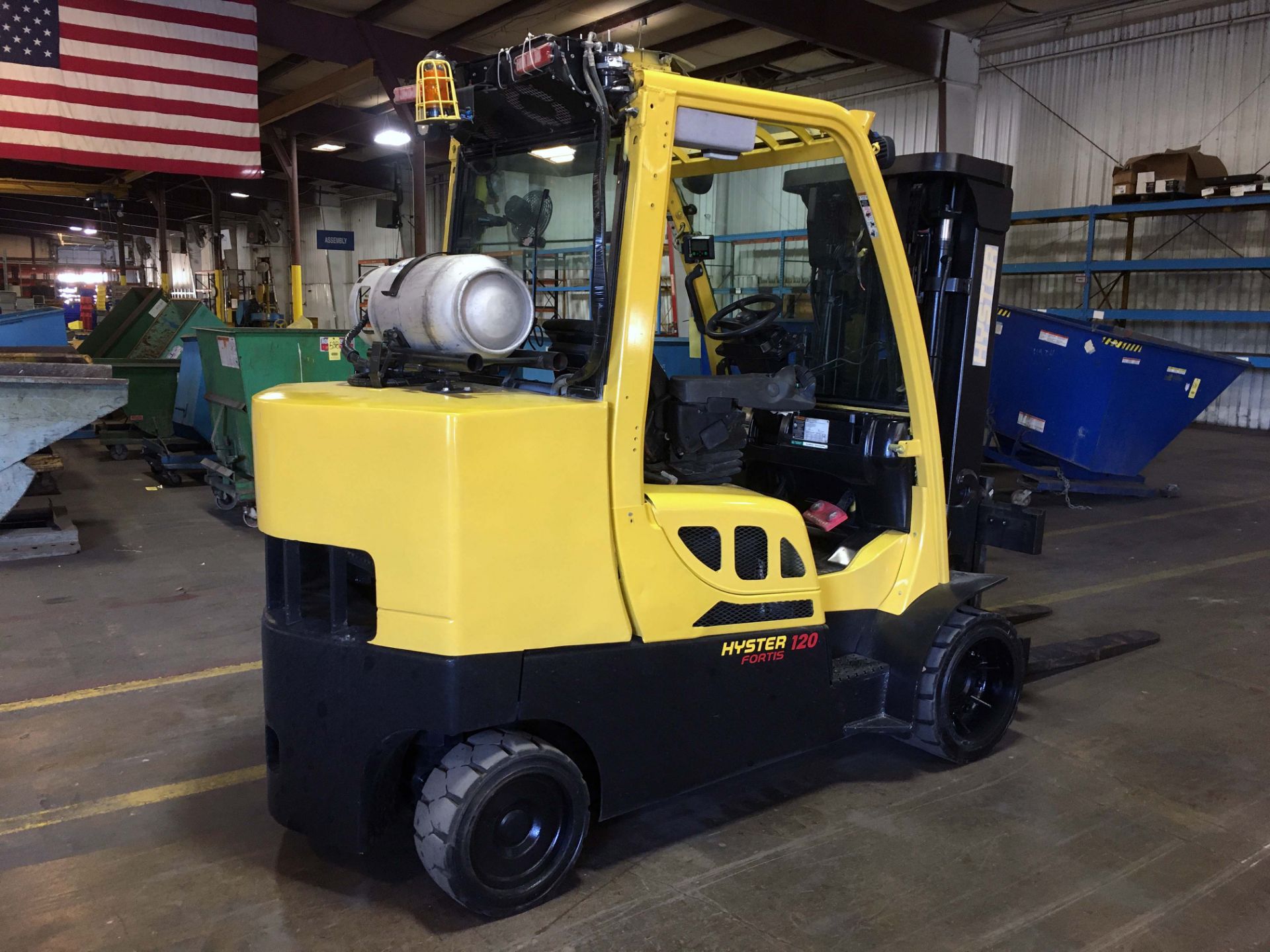 FORKLIFT, HYSTER 12,000-LB. CAP. MDL. S120FT, LPG, new 2015, 83" triple stage mast, 163" lift ht., - Image 3 of 8