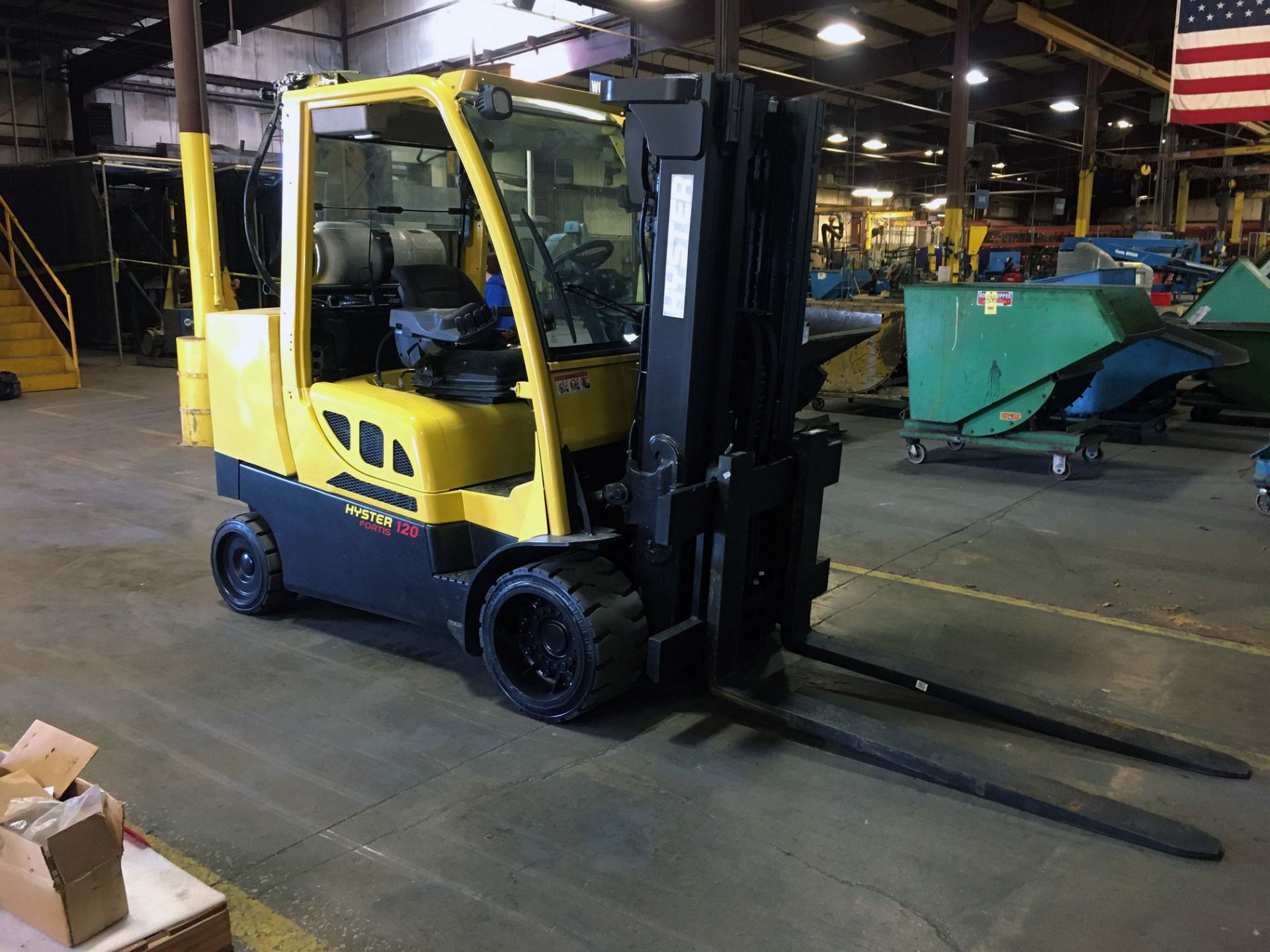 FORKLIFT, HYSTER 12,000-LB. CAP. MDL. S120FT, LPG, new 2015, 83" triple stage mast, 163" lift ht., - Image 4 of 8