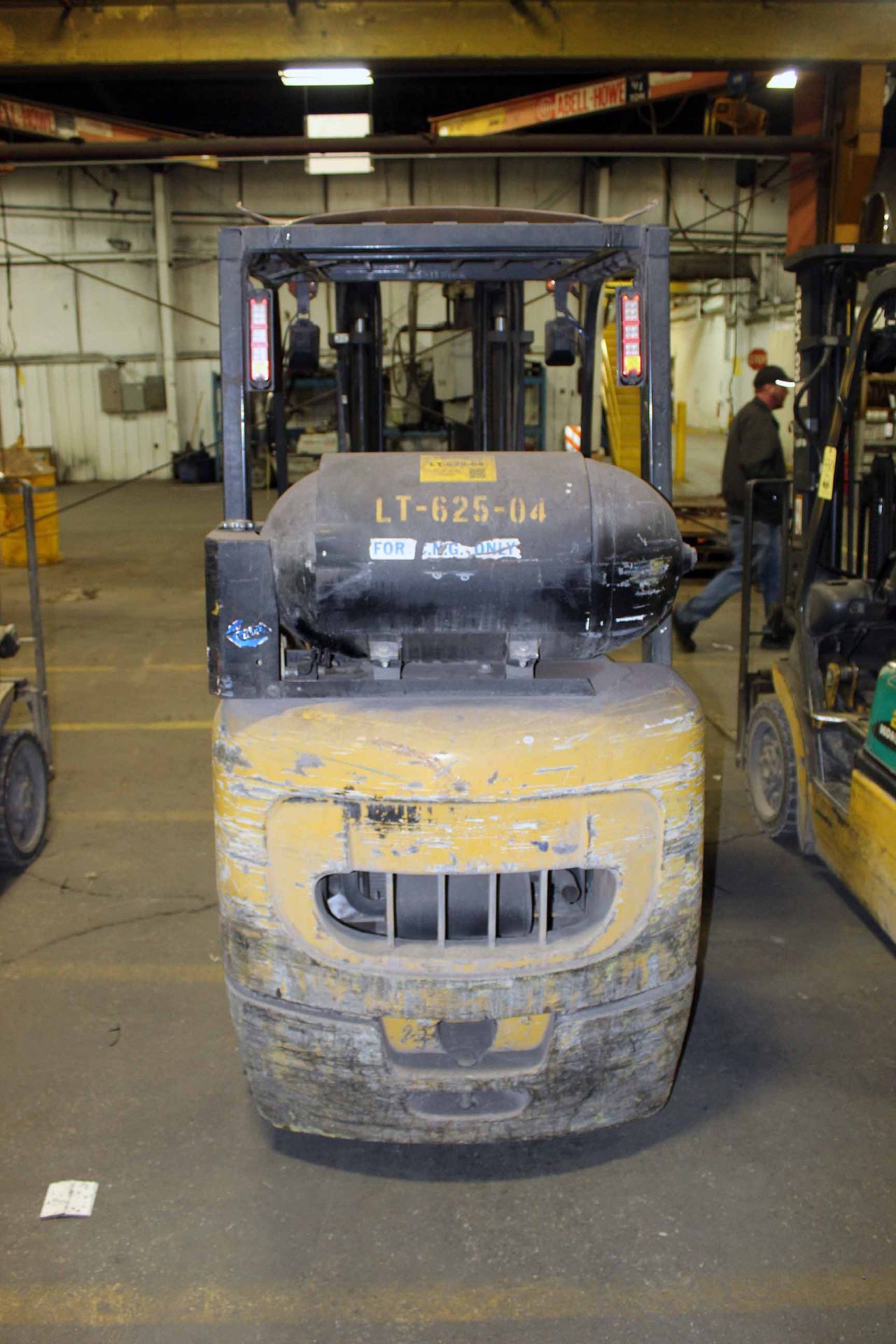 FORKLIFT, KOMATSU 5,000 LB. BASE CAP. MDL. FG25ST-14, 4,450 lb. cap. @ 24” L.C., currently - Image 3 of 4