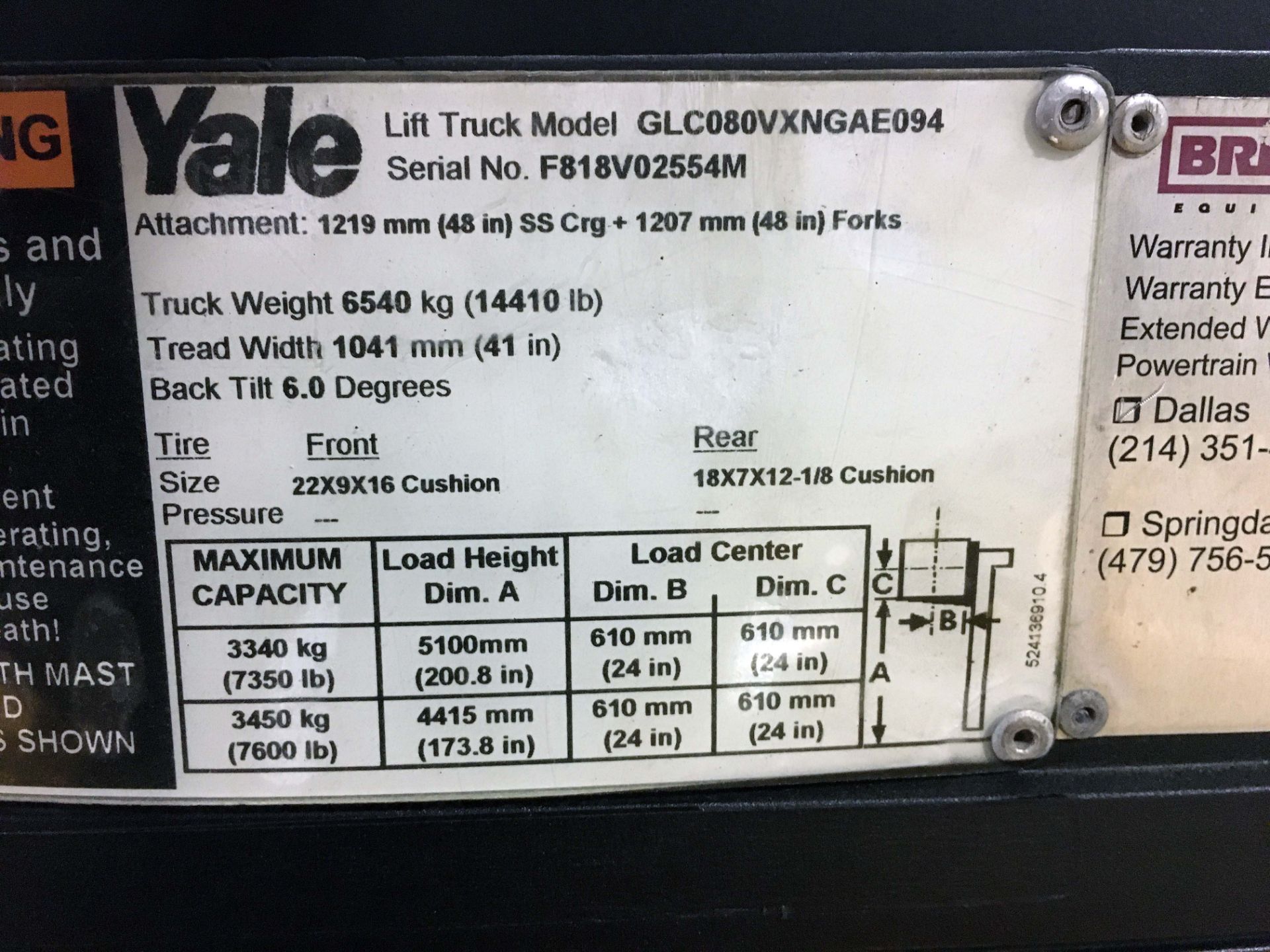 FORKLIFT, YALE 8,000-LB. BASE CAP. MDL. GLC080, new 2014, 94" triple stage mast, 204" lift ht., LPG, - Image 5 of 7