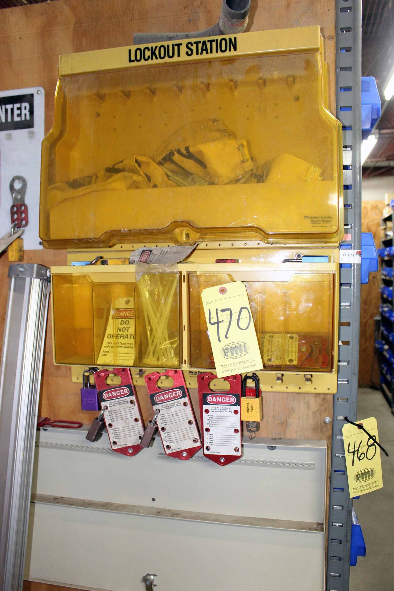 LOCKOUT / TAGOUT SET (on wall)