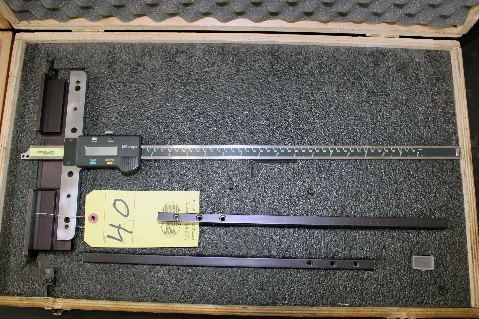 ABSOLUTE DIGIMATIC DEPTH GAUGE, MITUTOYO 18" MDL. VDS-18"DC