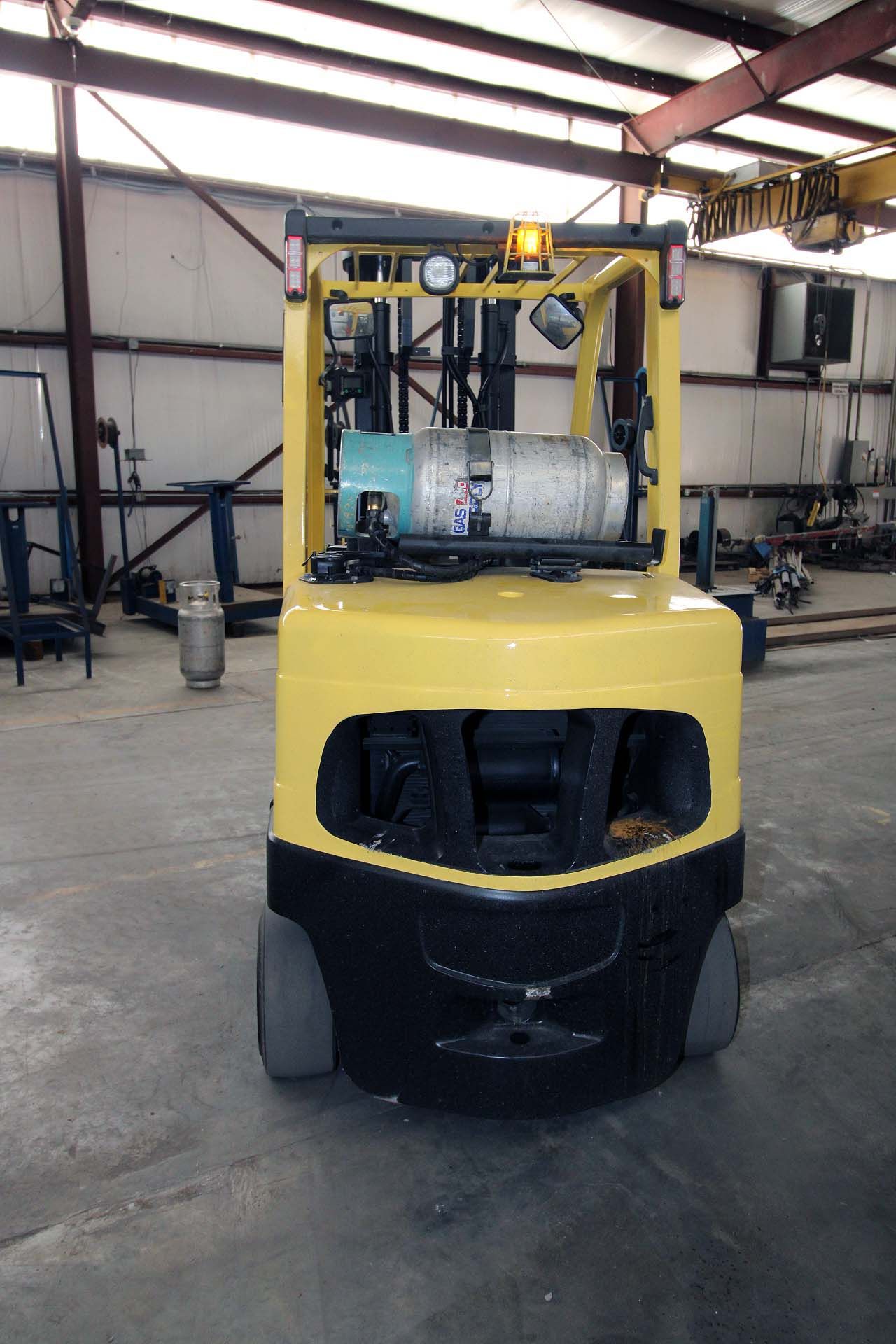 FORKLIFT, HYSTER 10,000 LB. BASE CAP. MDL. S100FT, new 2014, LPG, 88" 2-stage mast, 133" lift ht., - Image 4 of 7