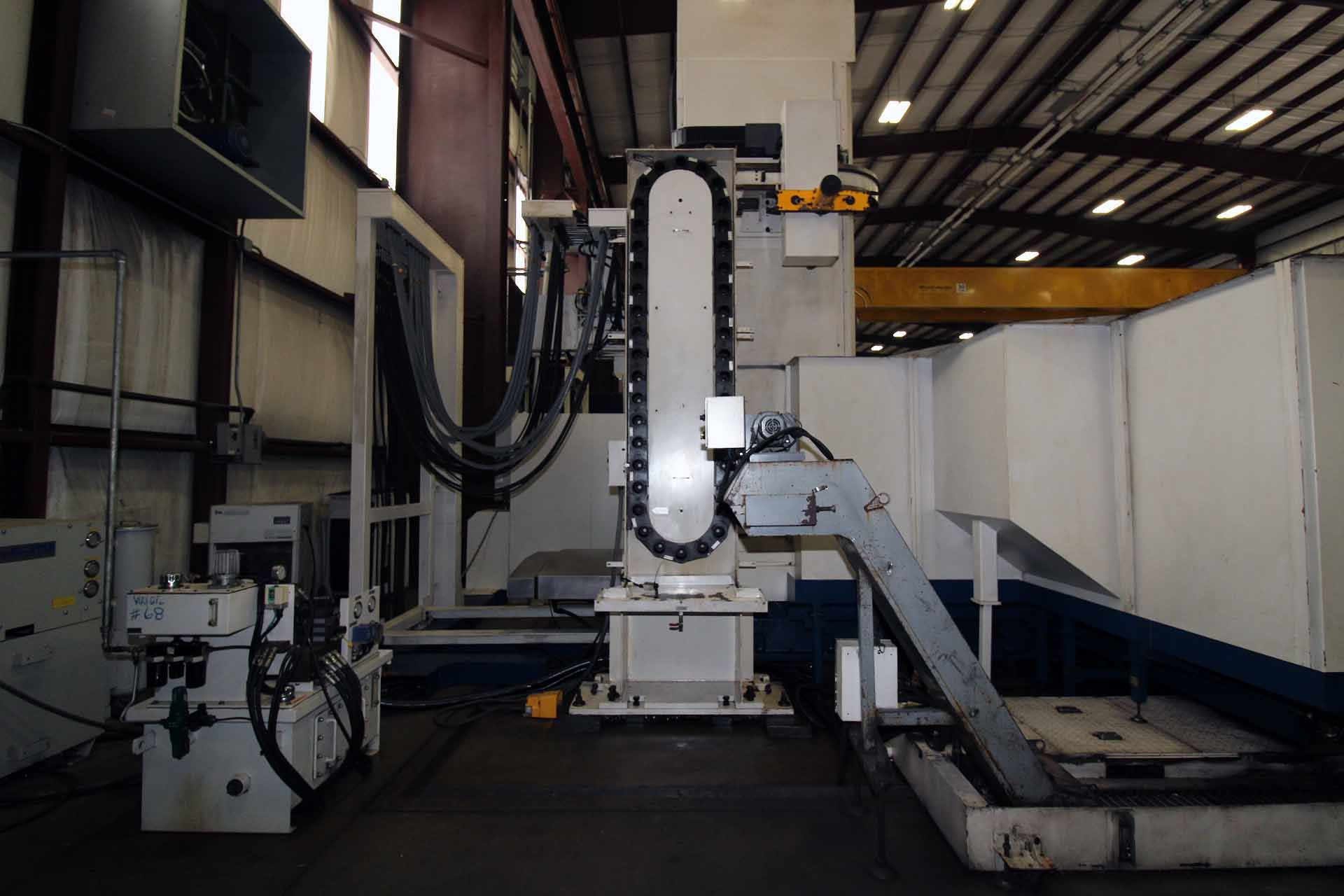 CNC HORIZONTAL BORING MILL, HNK MDL. HB-130, new 2011, Fanuc 31i - Model A CNC control, 40 pos. ATC, - Bild 8 aus 9