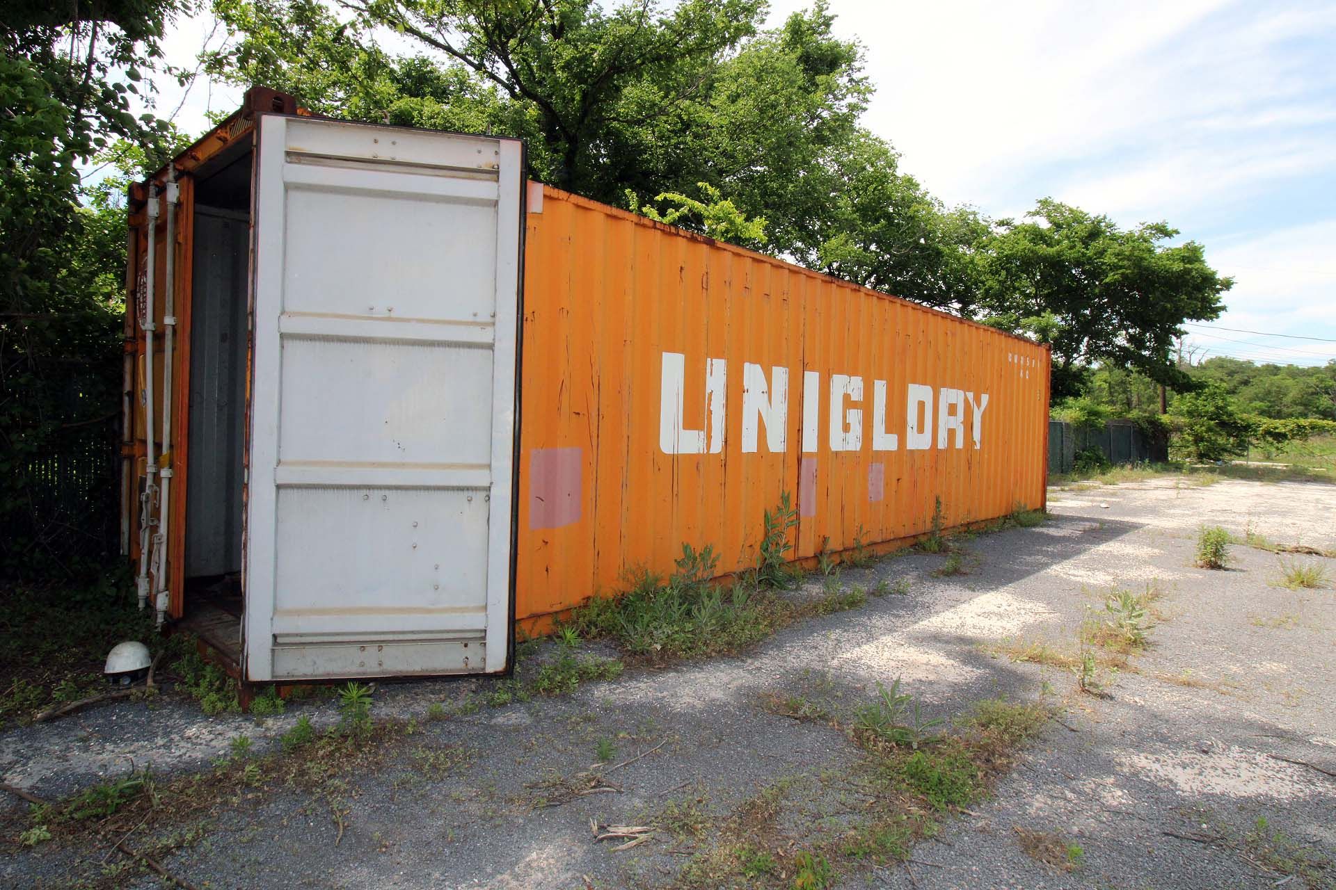 SEA CONTAINER, 40', w/contents