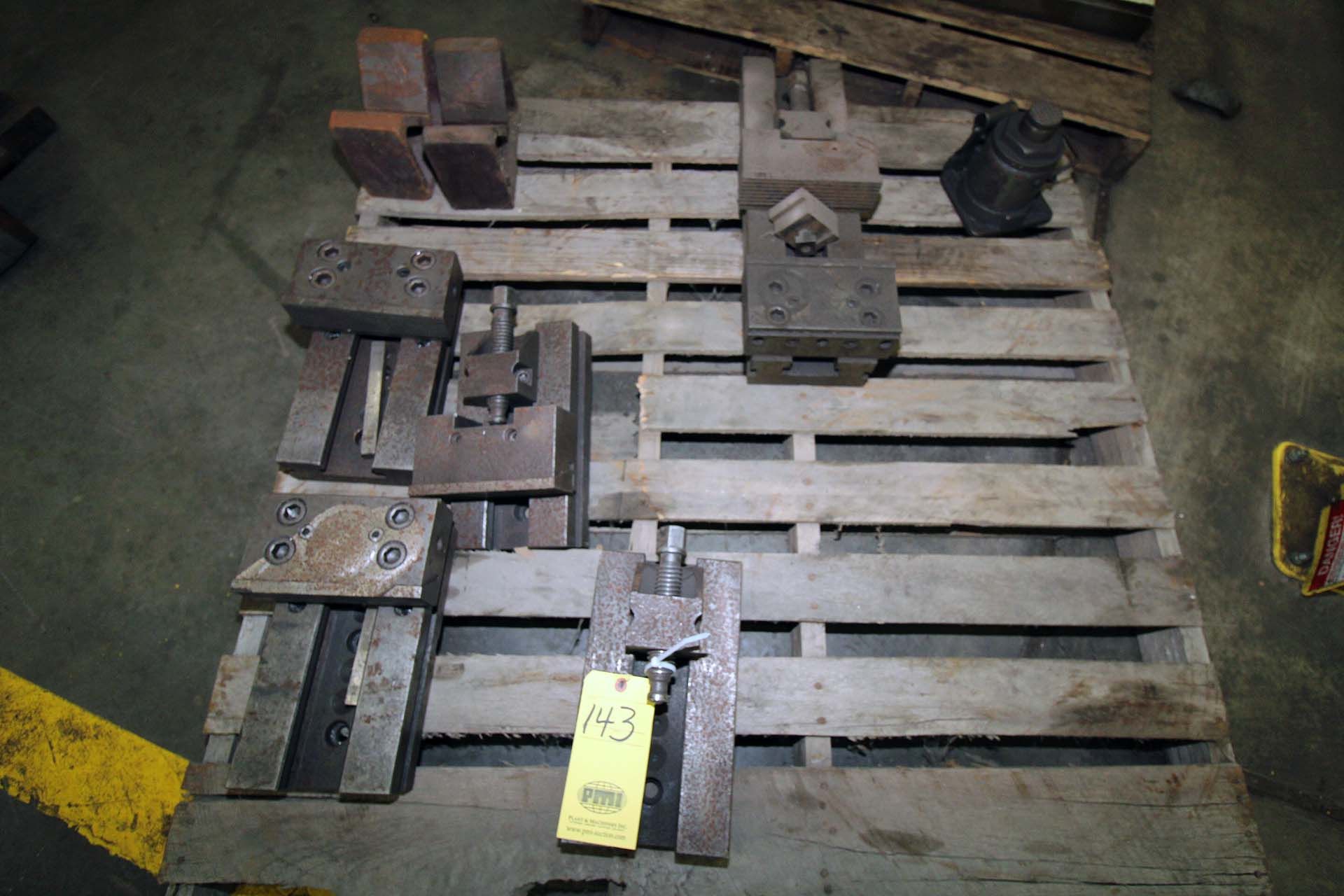 LOT OF VISES (on one pallet)