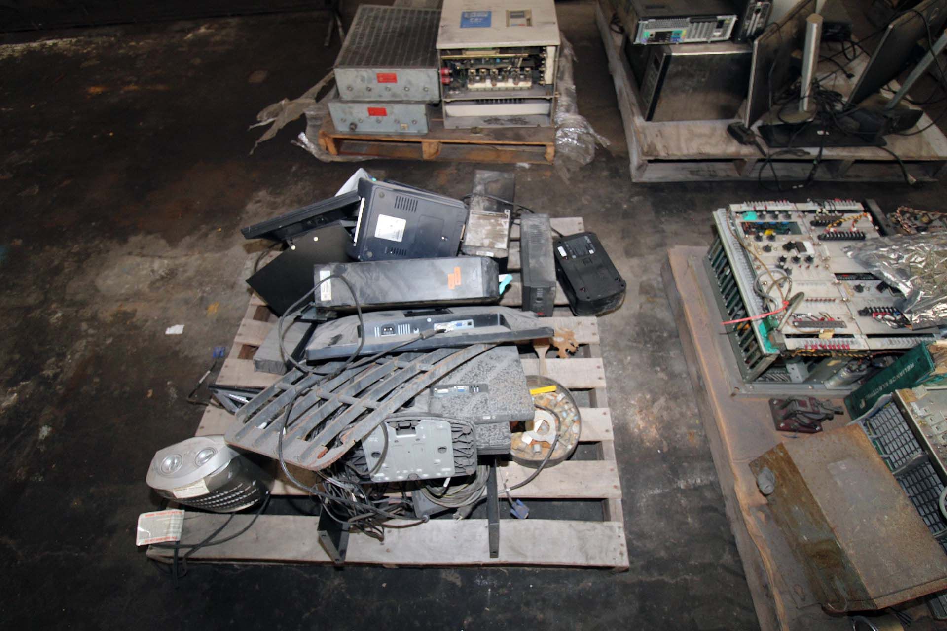 LOT CONSISTING OF: computer items & electrical components (on ten pallets) - Image 9 of 11