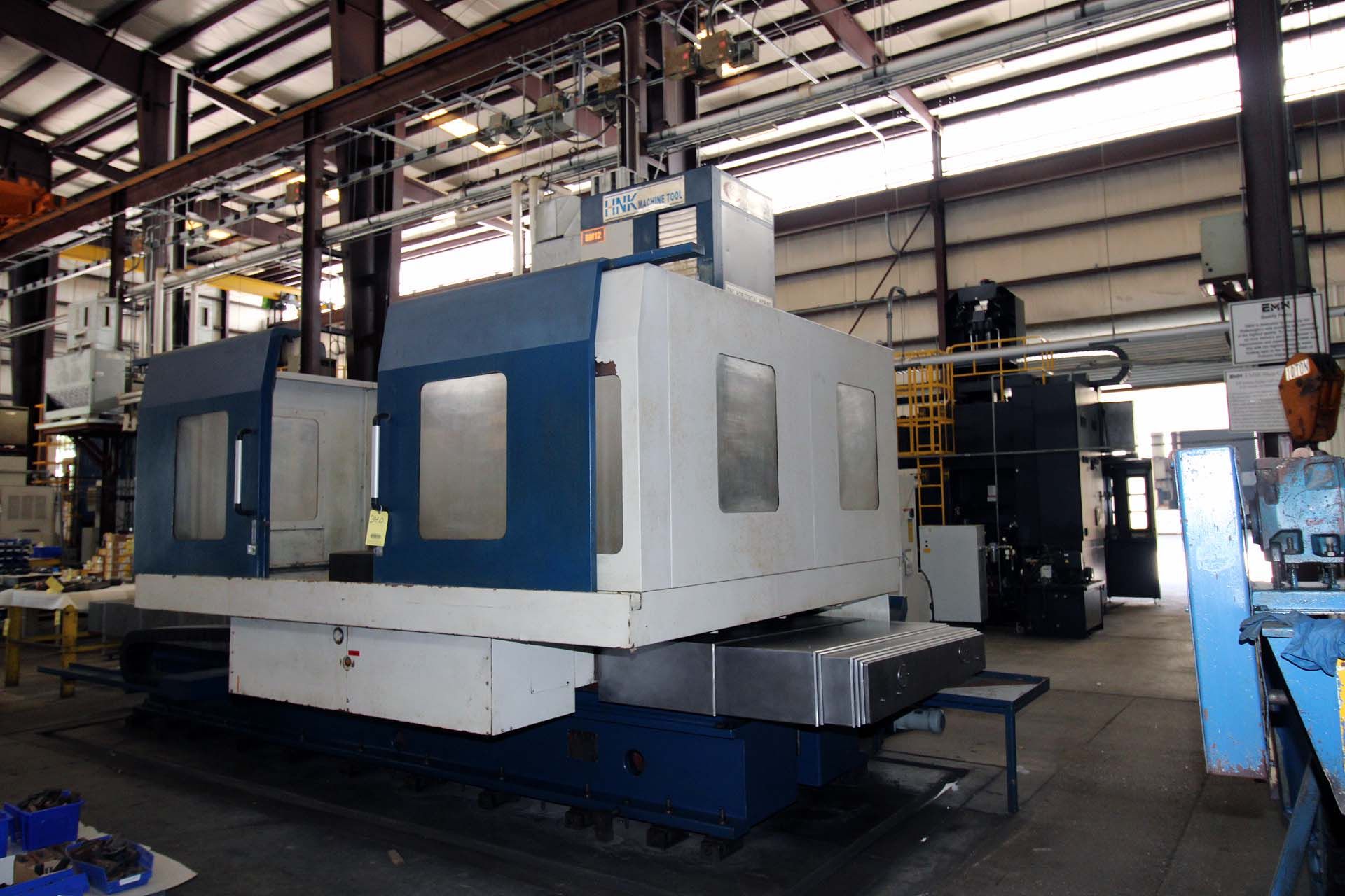 CNC HORIZONTAL BORING MILL, HNK MDL. HB-150, new 2011, Fanuc 18i-TB CNC control and set up to - Bild 3 aus 9