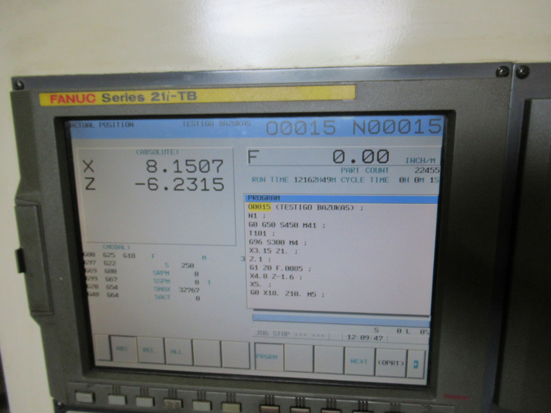 CNC LATHE, DOOSAN PUMA MDL. 400LC, new 2007, Fanuc 21i--TB CNC control, 27.5” swing, 18.9” max. - Image 3 of 9