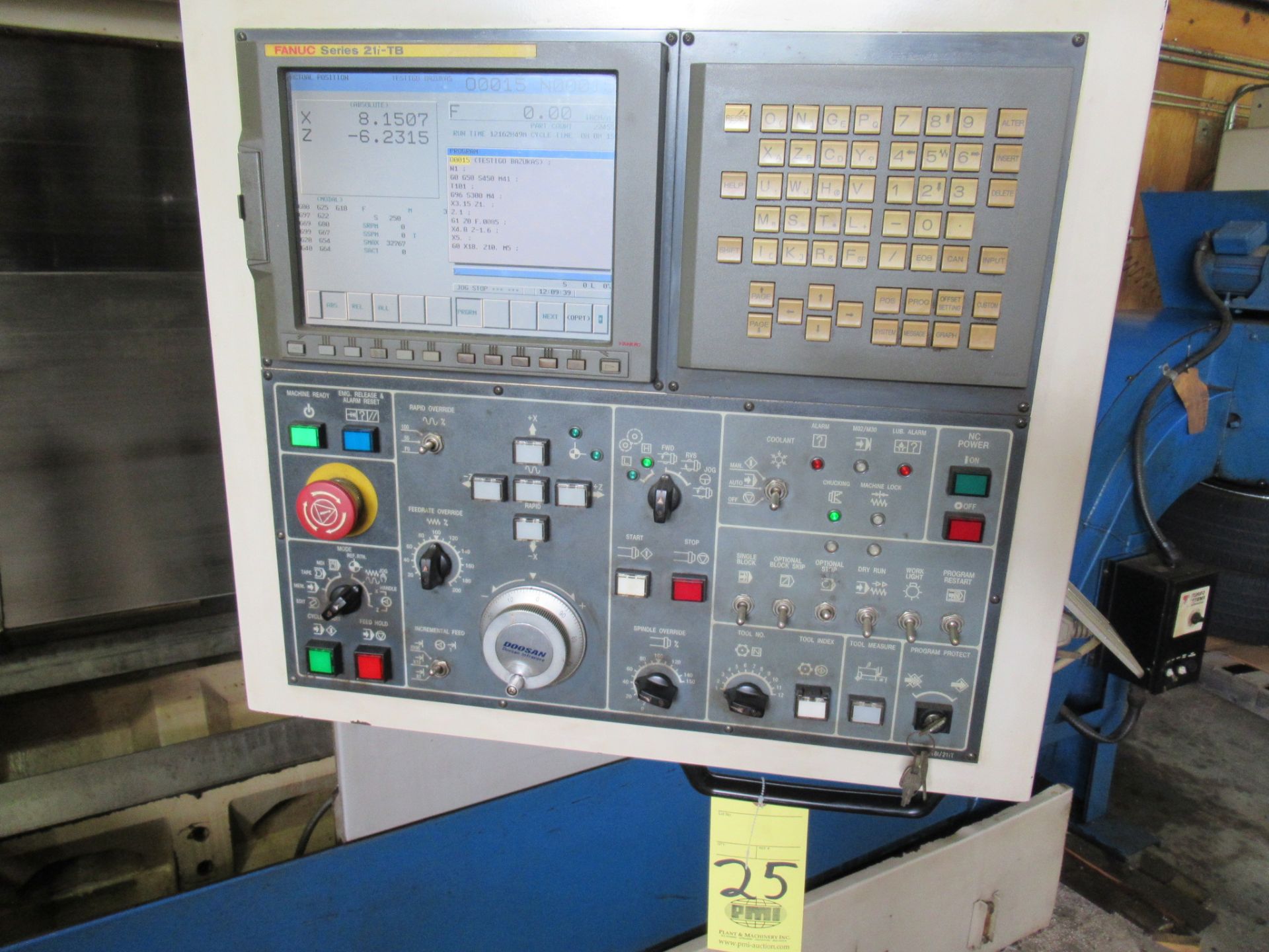 CNC LATHE, DOOSAN PUMA MDL. 400LC, new 2007, Fanuc 21i--TB CNC control, 27.5” swing, 18.9” max. - Image 2 of 9