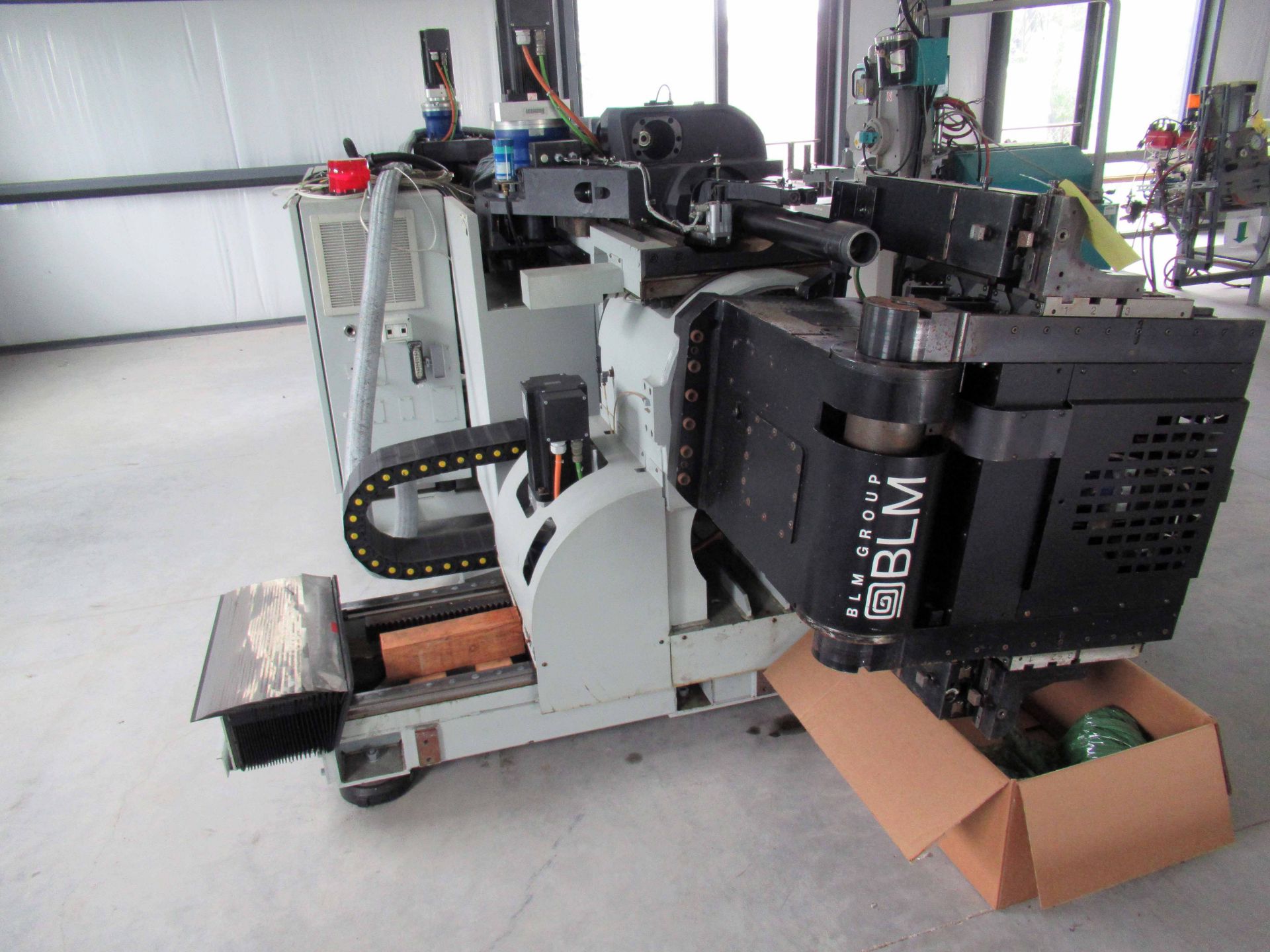 CNC ELECTRIC TUBE BENDER, BLM MDL. ETURN30, new 2010, Mdl. VG93D CNC control w/ 3D graphic - Image 11 of 31