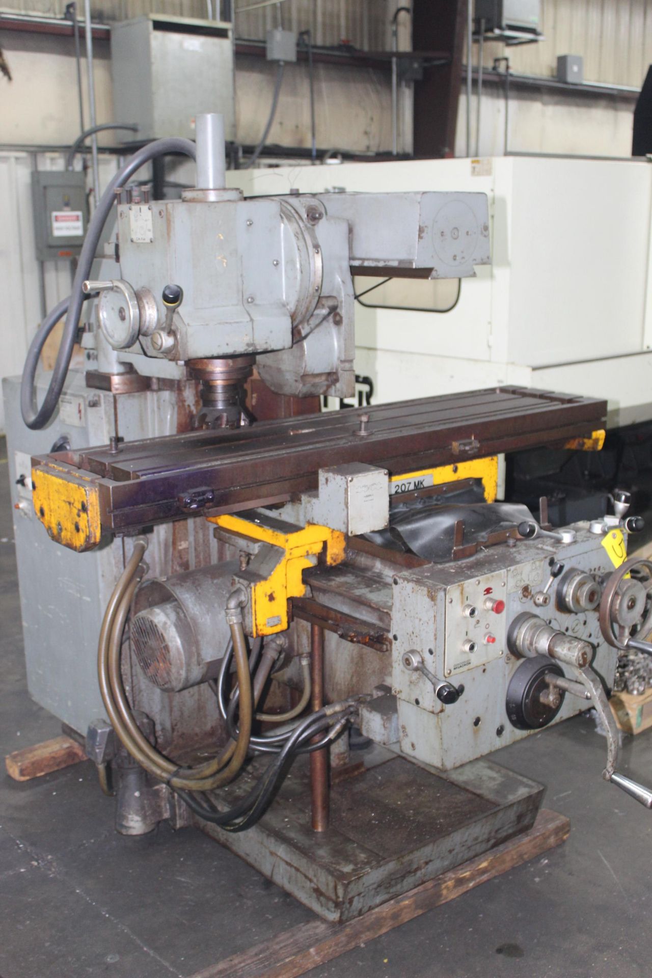 HORIZONTAL MILL, CINCINNATI MILACRON MDL. 207MK, 13-1/2” x 59-1/2” table, S/N 13J23P1AFE-53 (