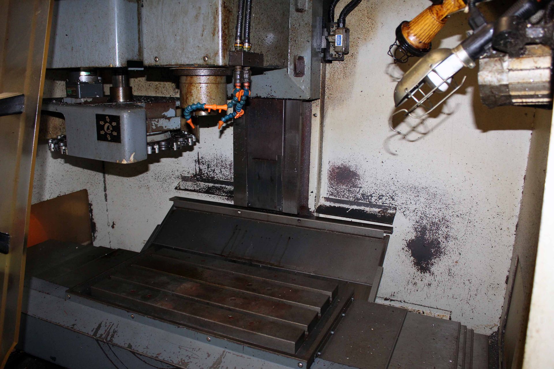 CNC VERTICAL MACHINING CENTER, LEADWELL MCP-OP, 25.6" x 13.7" tbl. size, spindle taper, Cat-40, - Image 2 of 6