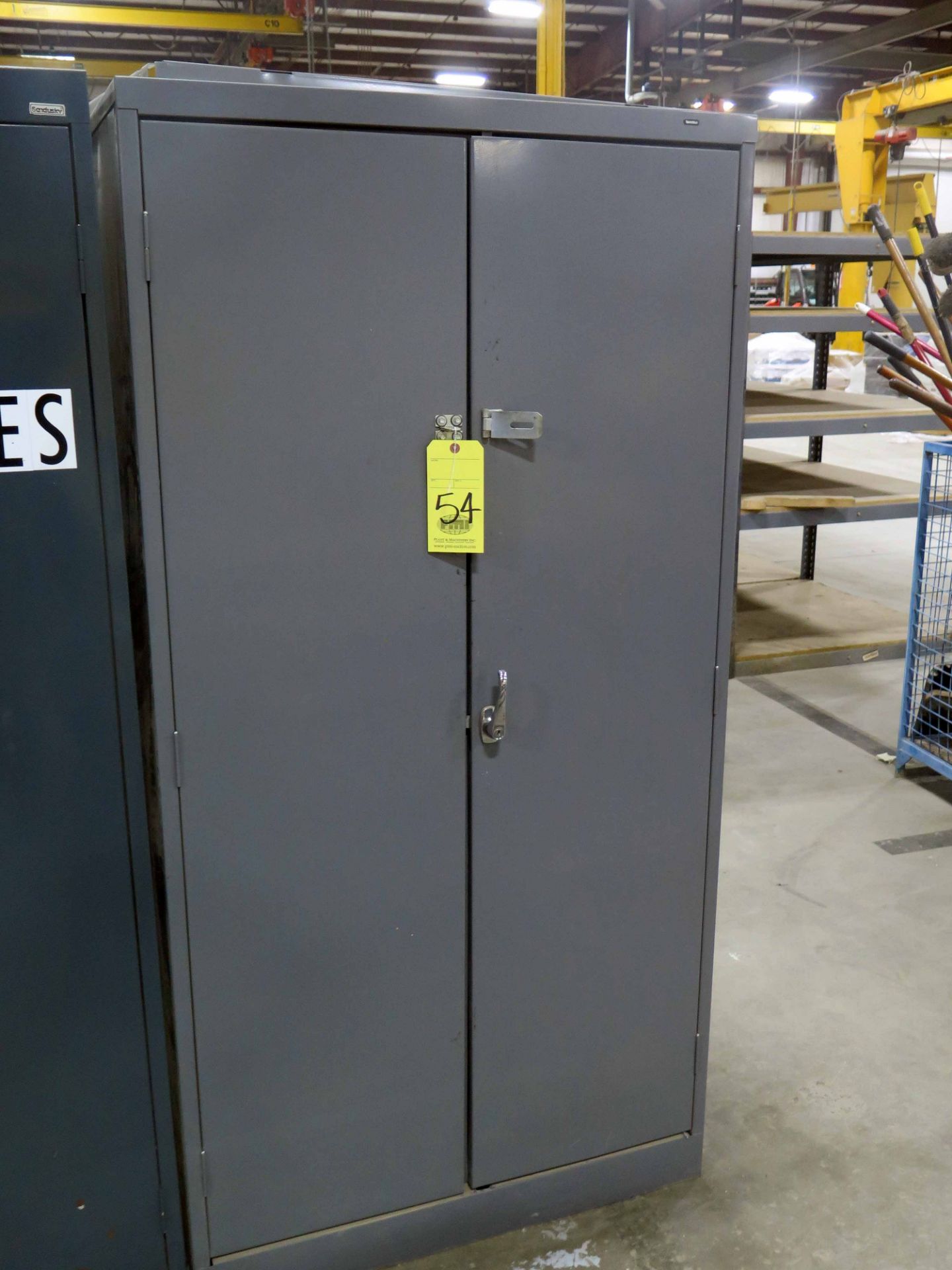 STEEL STORAGE CABINET, 2-door