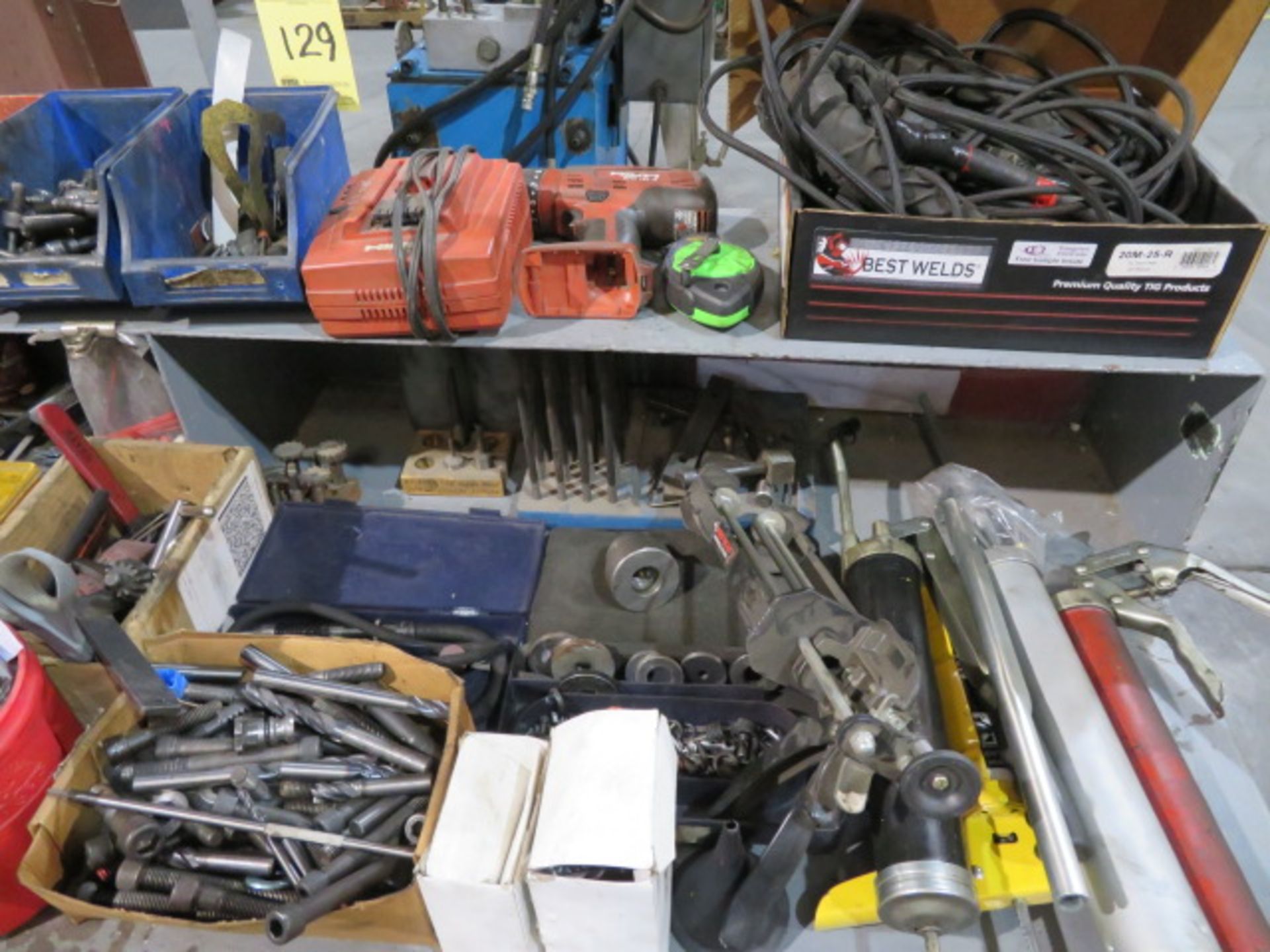 BENCH, w/assorted shop tools & machine shop accessories - Bild 3 aus 3