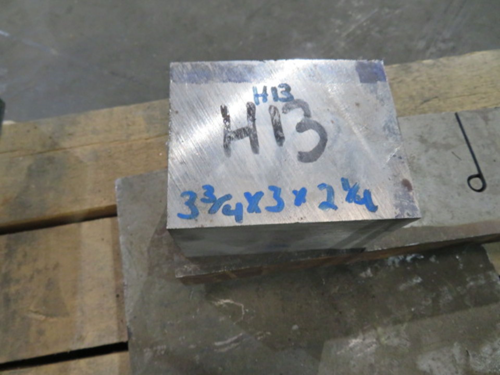 LOT CONSISTING OF: assorted H13 carbon tool steel surplus (on one pallet) - Image 2 of 2