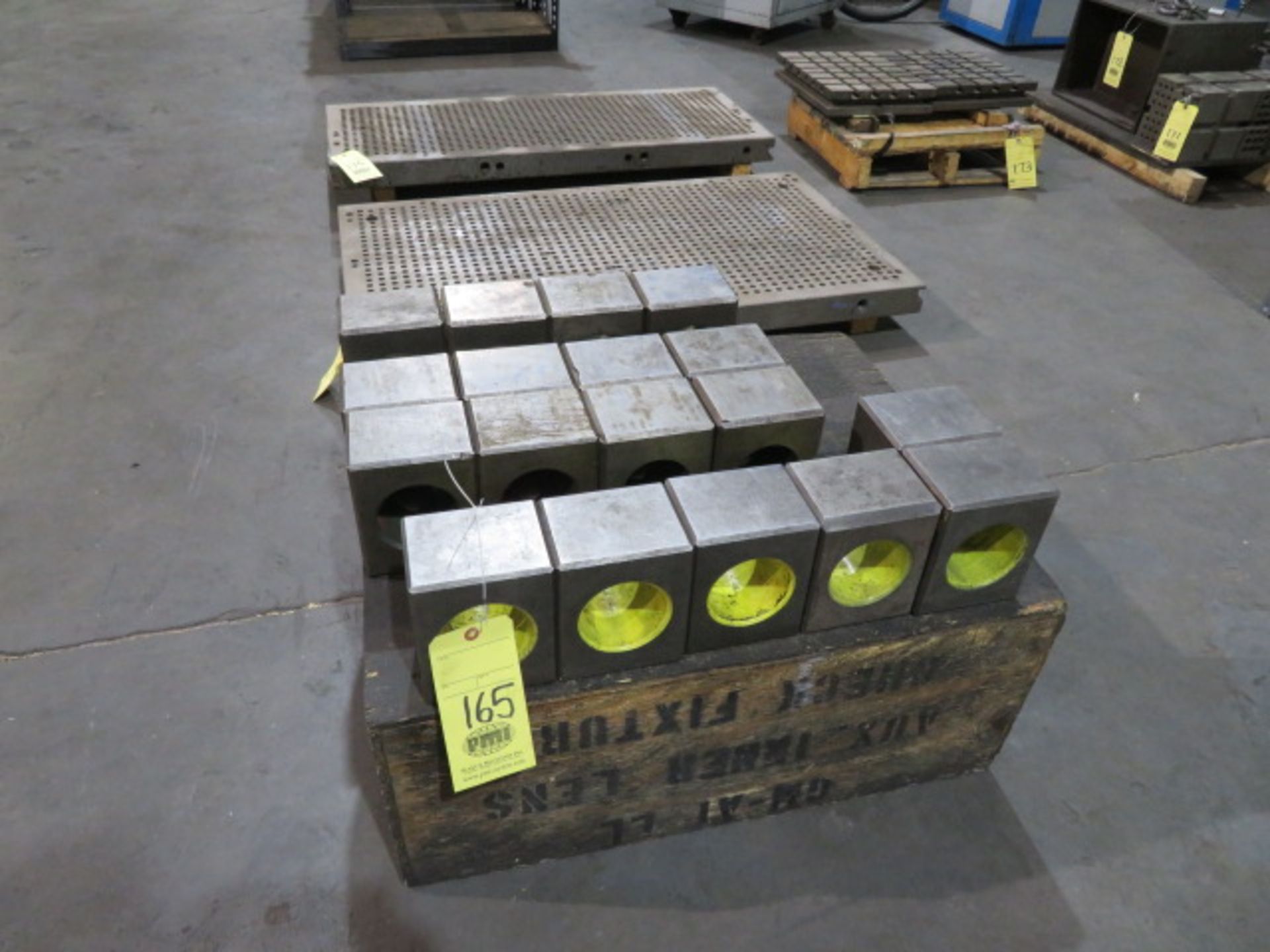 LOT OF STEP BLOCKS: (18) 4 x 5 x 6