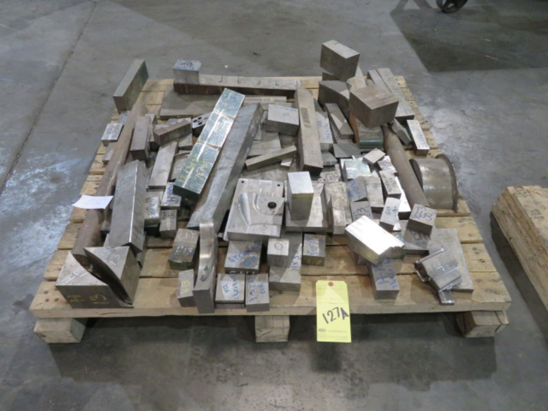 LOT CONSISTING OF: assorted H13 carbon tool steel surplus (on one pallet)