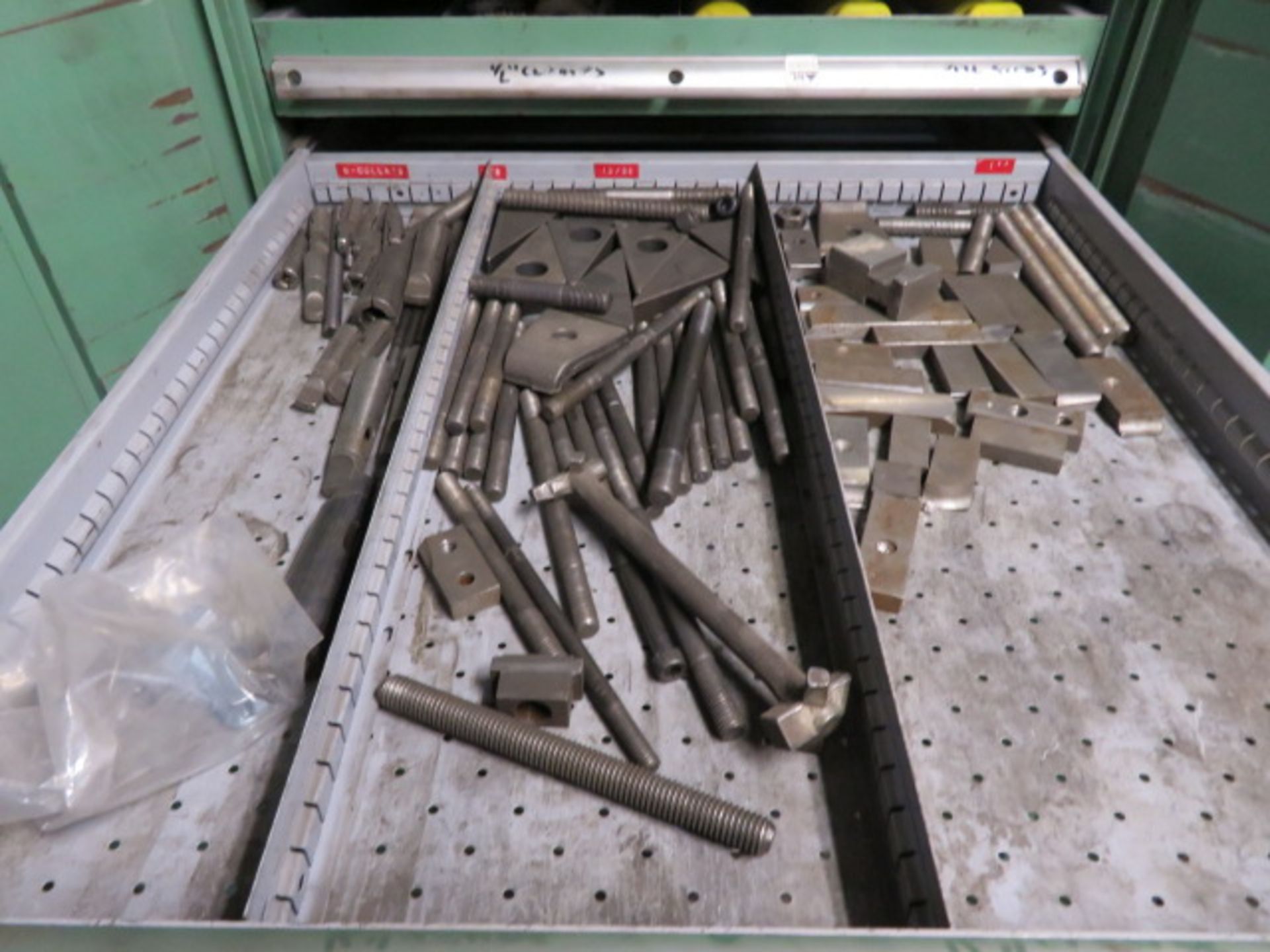 LOT CONSISTING OF: tooling & shop accessories (in cabinet - cabinet not included) - Image 2 of 4