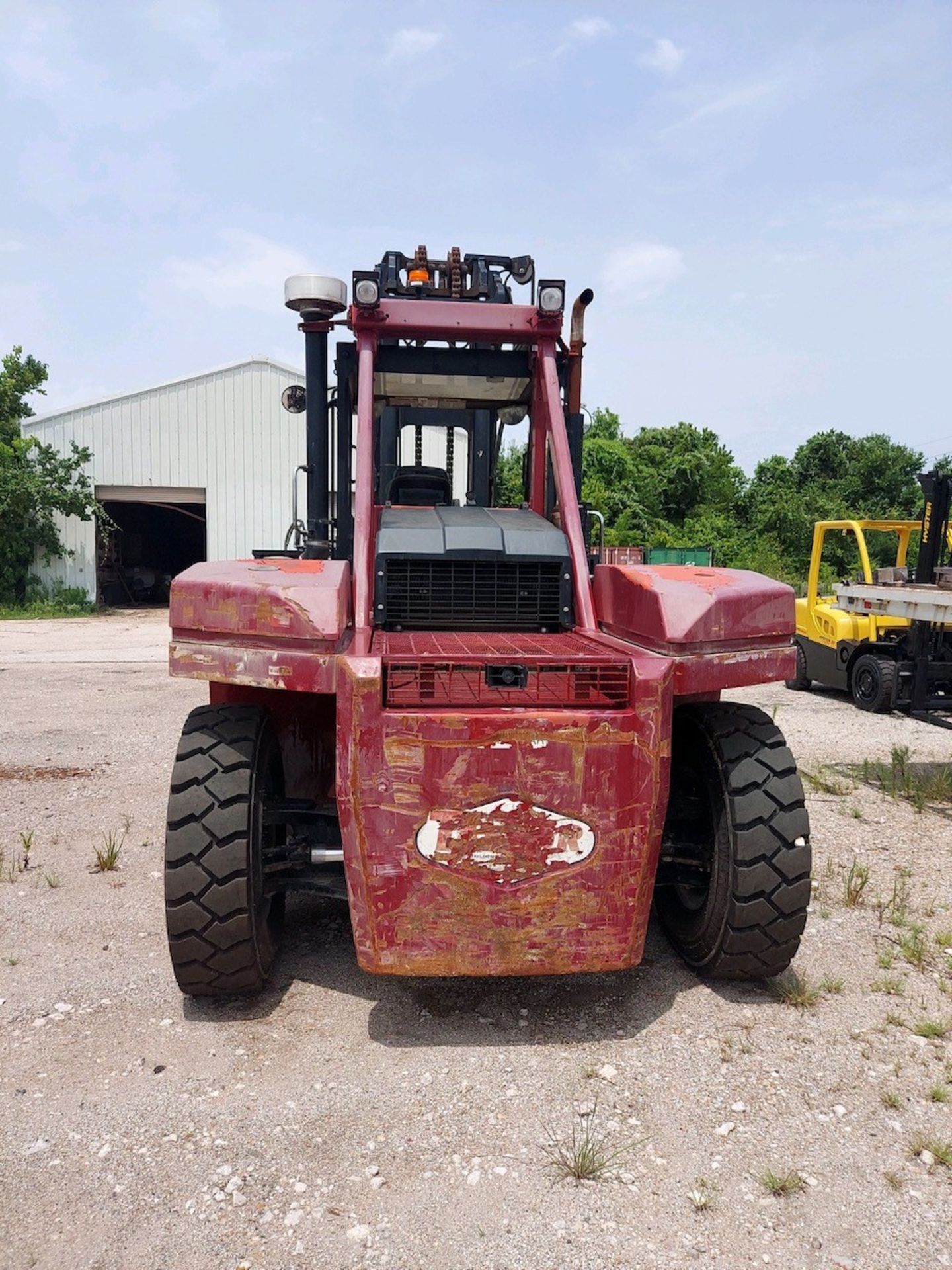 PIPE HANDLING FORKLIFT, TAYLOR 35,000 LB BASE CAP. MDL. THX350L, new 2014, diesel, 14' mast, 15' - Image 3 of 6