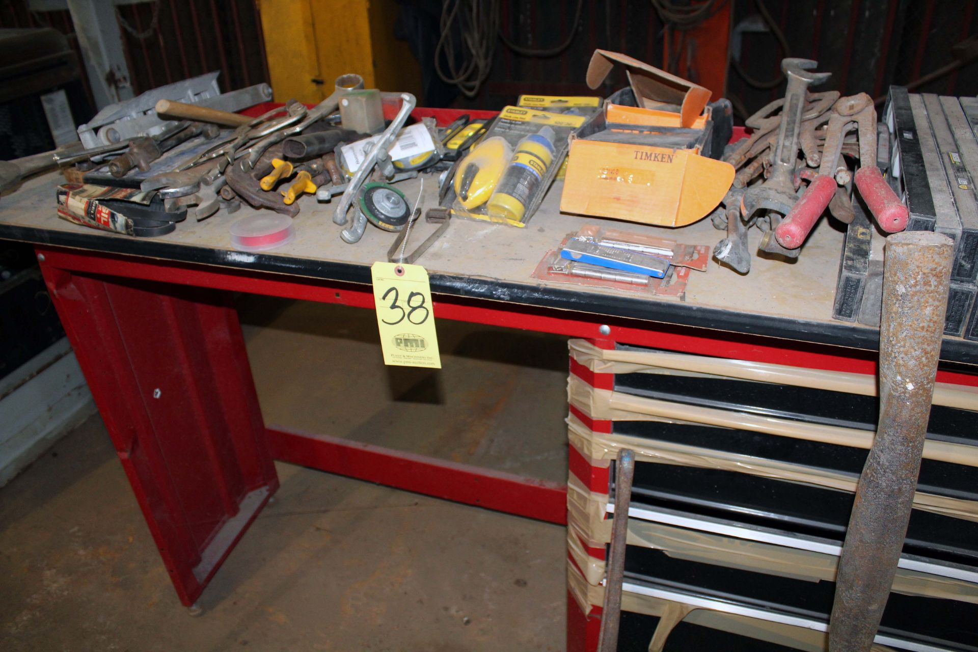 TABLE, w/tools