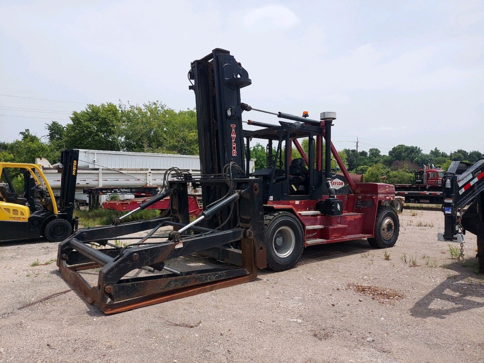 PIPE HANDLING FORKLIFT, TAYLOR 35,000 LB BASE CAP. MDL. THX350L, new 2014, diesel, 14' mast, 15'