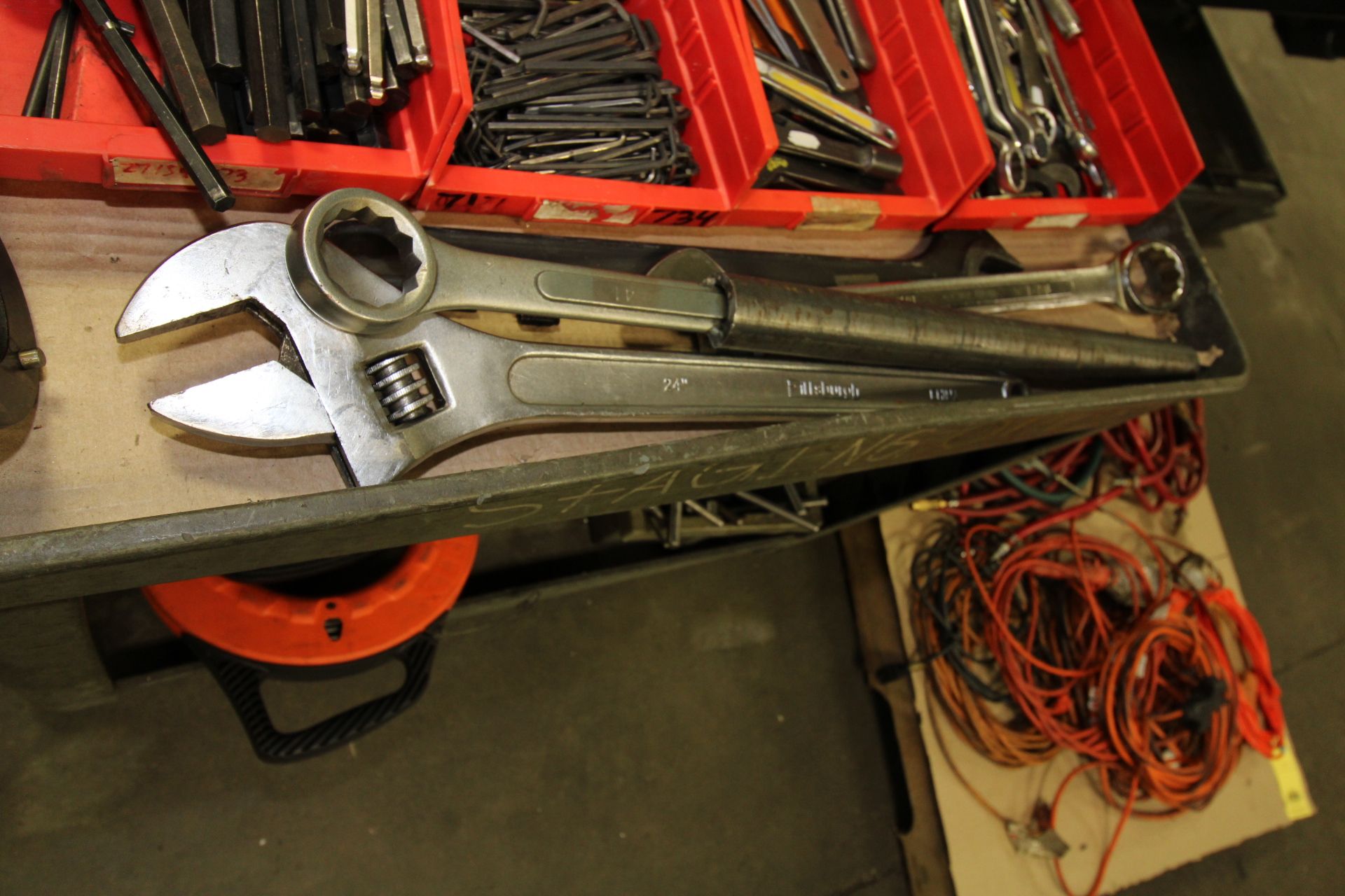 LOT CONSISTING OF: wrenches, open end & close end, 24" crescent wrench - Image 2 of 2