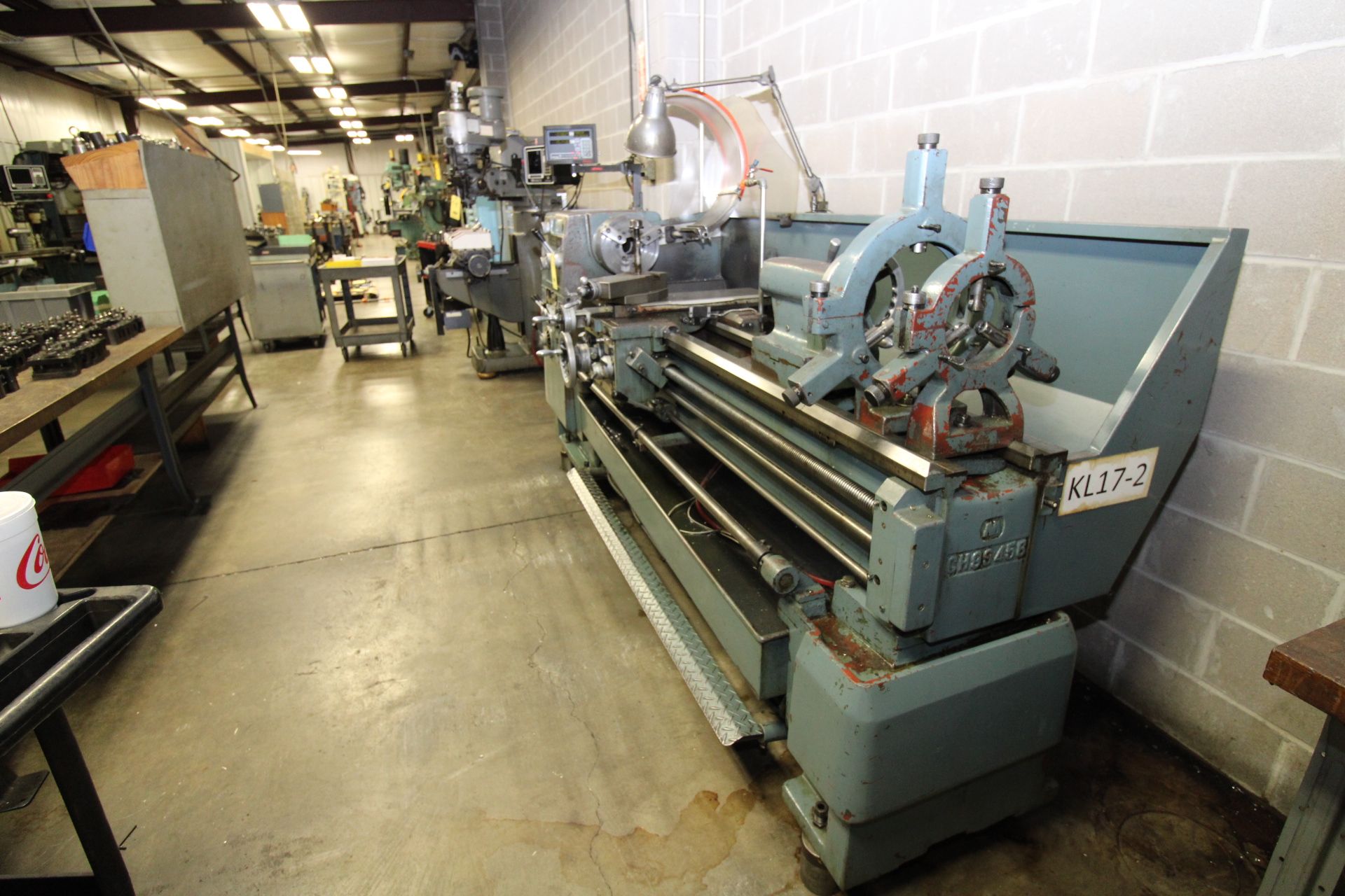 GAP BED ENGINE LATHE, KINGSTON 17” X 60”, new 2003, spds: 52-1350 RPM, 10” dia. 3-jaw chuck, 4-jaw - Image 2 of 15