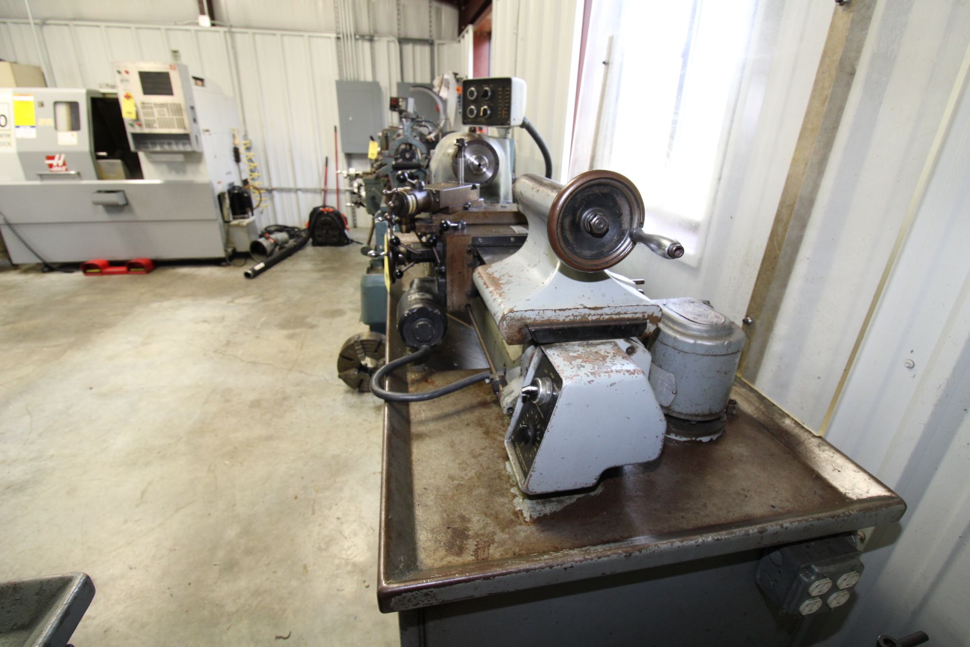 PRECISION TOOLROOM LATHE, HARDINGE MDL. HLVH, 10” swing, 20” dist. btwn. centers, cabinet base, - Image 4 of 13