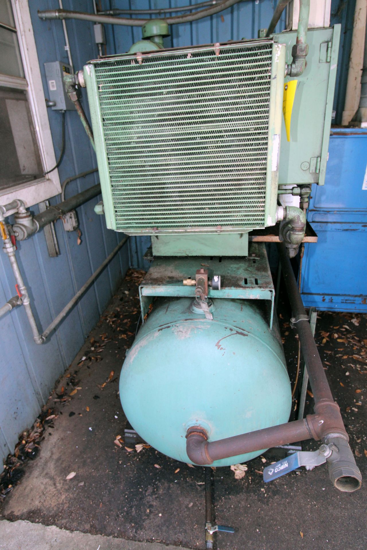 ROTARY SCREW AIR COMPRESSOR, SULLAIR MDL. 10B-25, 25 HP motor, 90 gal. horiz. receiver, tank mtd., - Image 5 of 6