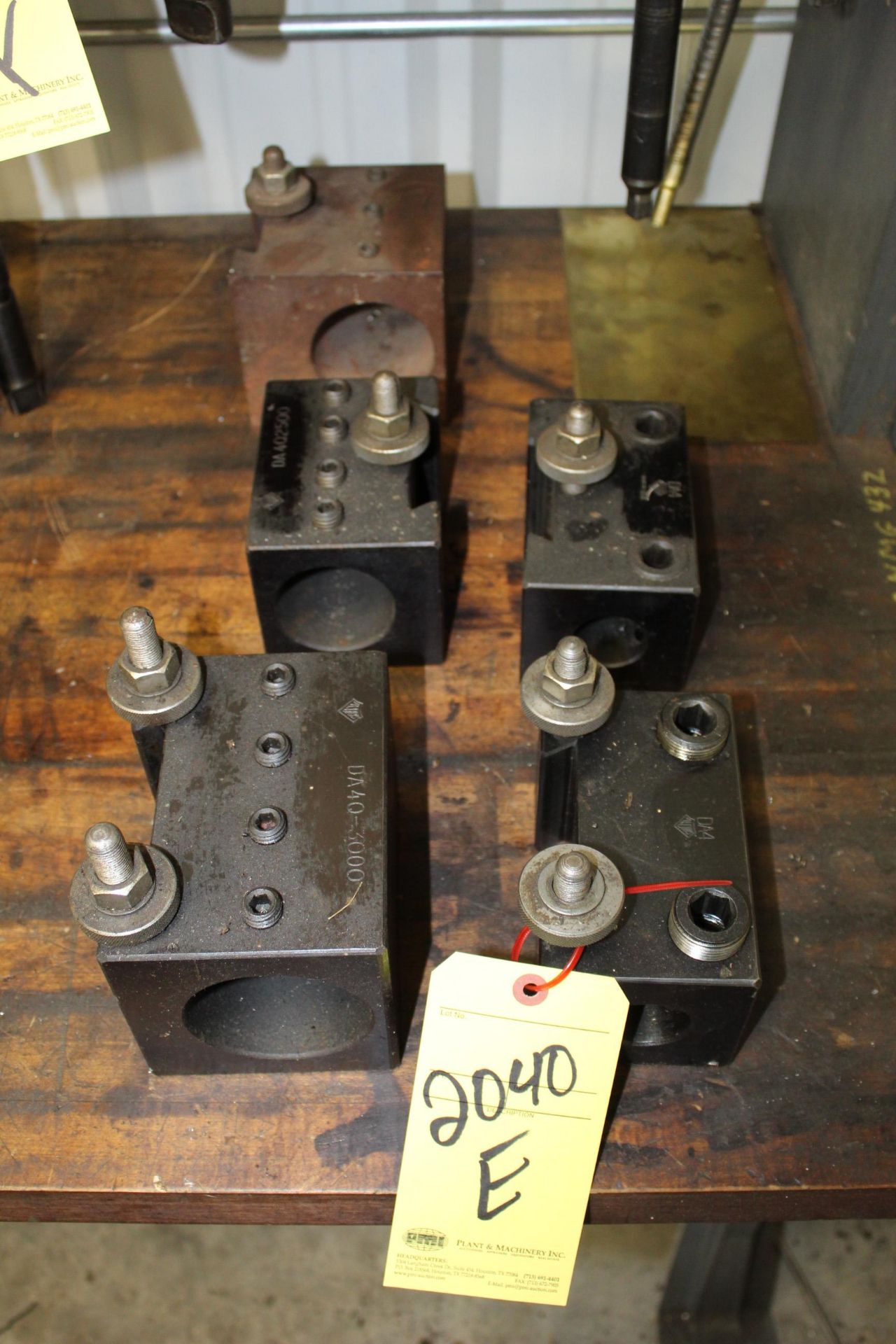 LOT OF QUICK CHANGE TOOL HOLDERS, ALORIS MDL. DA4, w/facing & turning holders (Located at: Langham