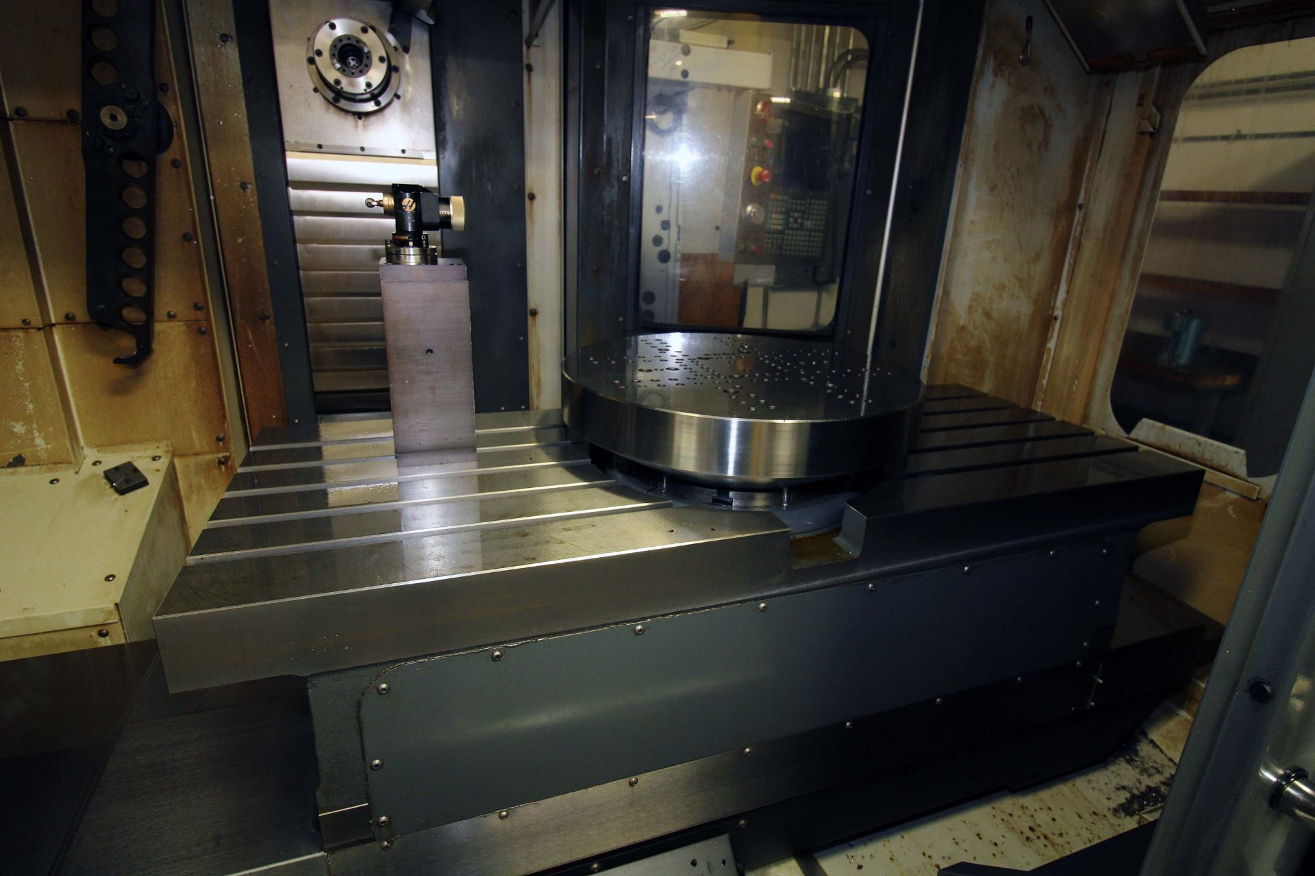 4-AXIS HORIZONTAL MACHINING CENTER, HAAS MDL. ES5-4AX, new 10/2011, 20” x 52” fixed table w/12” - Image 3 of 14