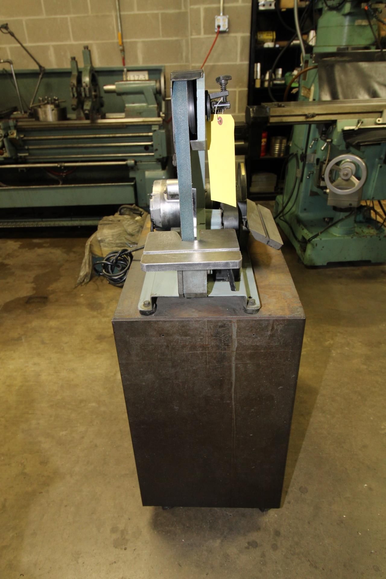 COMBINATION BELT/DISC GRINDER, DELTA MDL. 31-340, 1" belt, 6" disc, w/Craftsman toolbox - Image 2 of 3