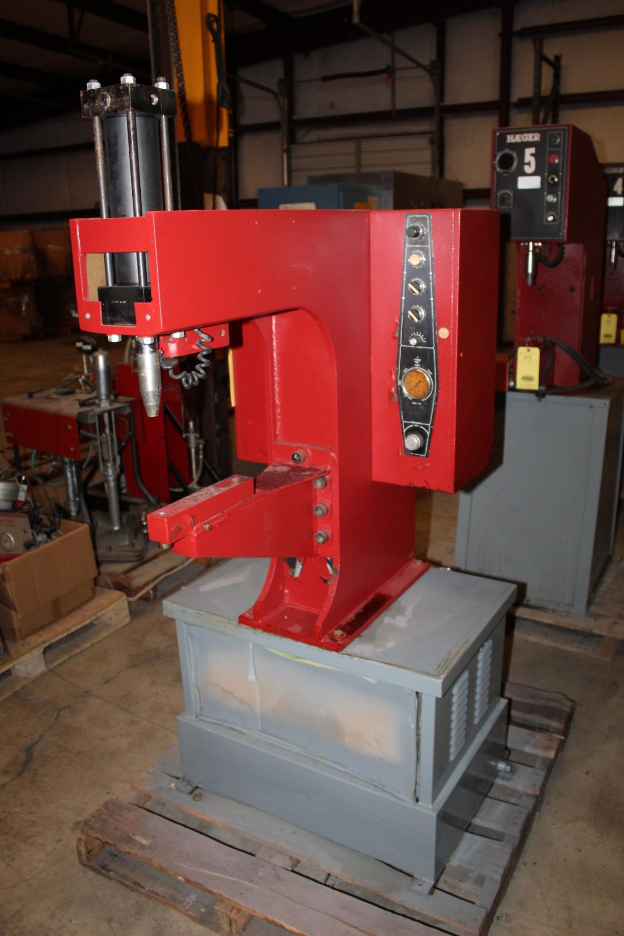 INSERTION PRESS, 6 T. cap. (Located at: Accurate, Inc., 1200 East 4th Street, Taylor, TX 76574)