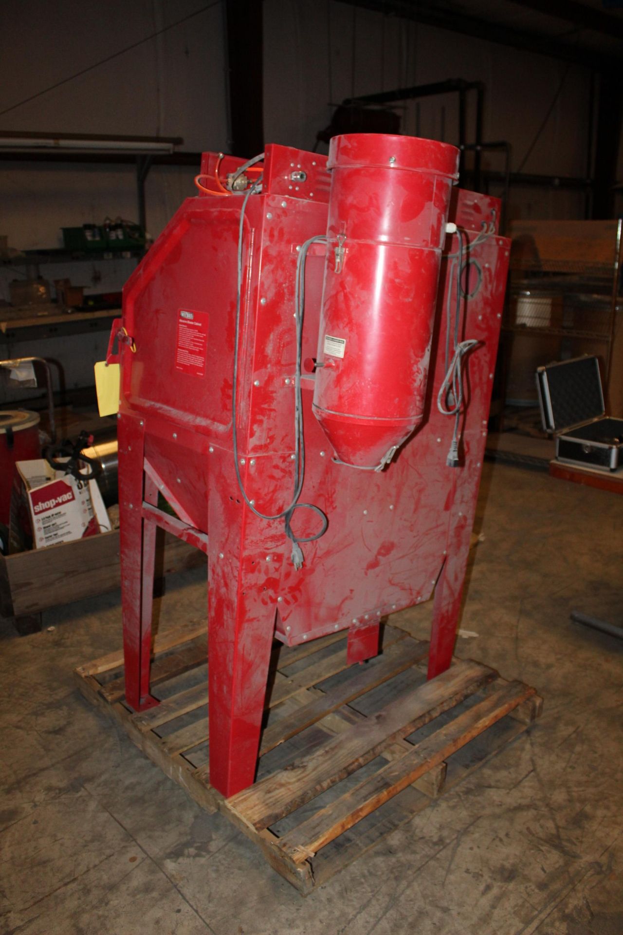 ABRASIVE BLAST CABINET, WEL-BILT MDL. SBC350, (2) hand reach-in type, rear mtd. recovery unit ( - Image 3 of 3