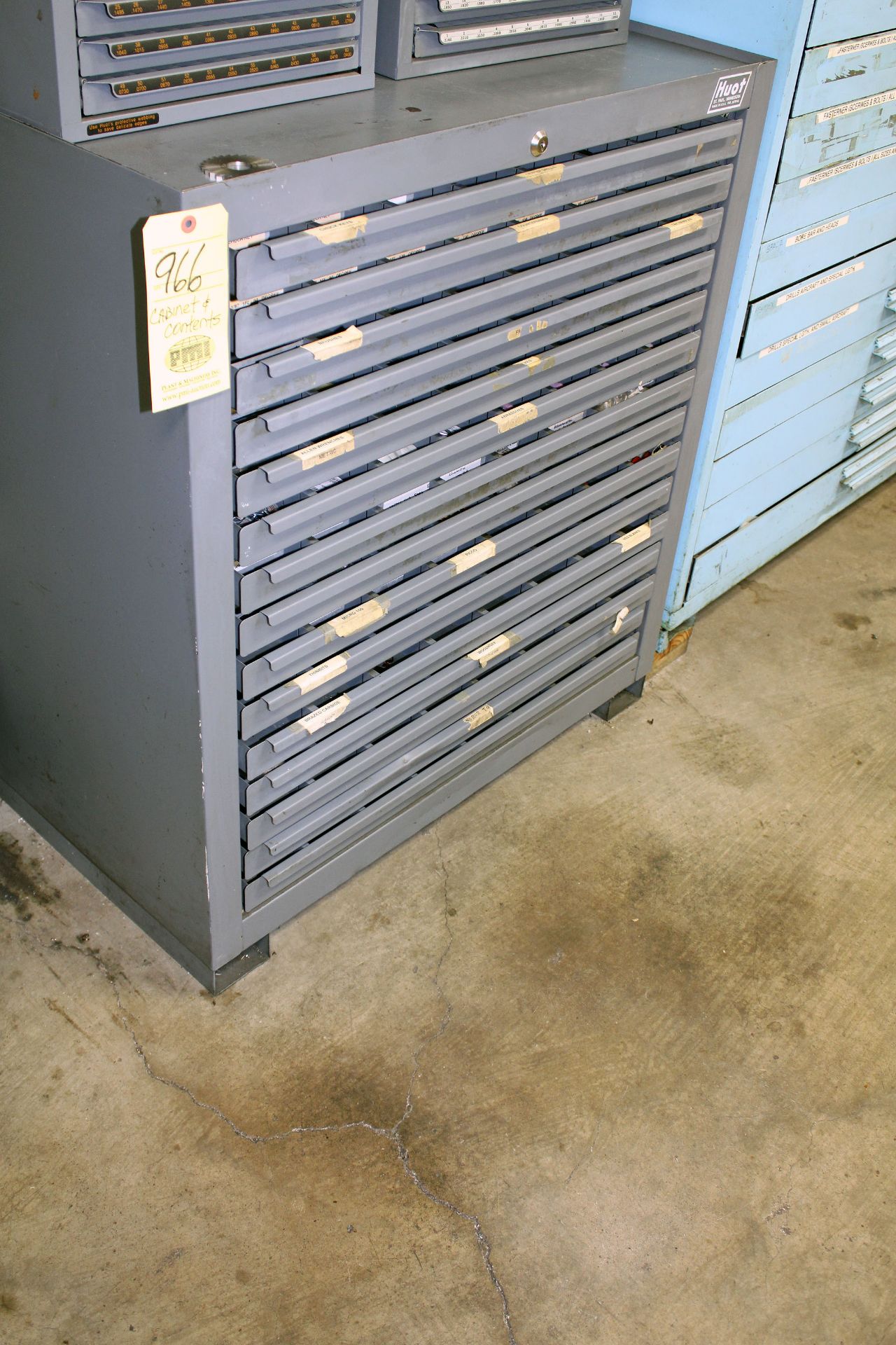 CABINET, HUOT, 15 DRAWER, 19" X 34" X 37" HEIGHT, WITH CONTENTS, CENTER DRILLS , JACOBES CHUCK KEYS,
