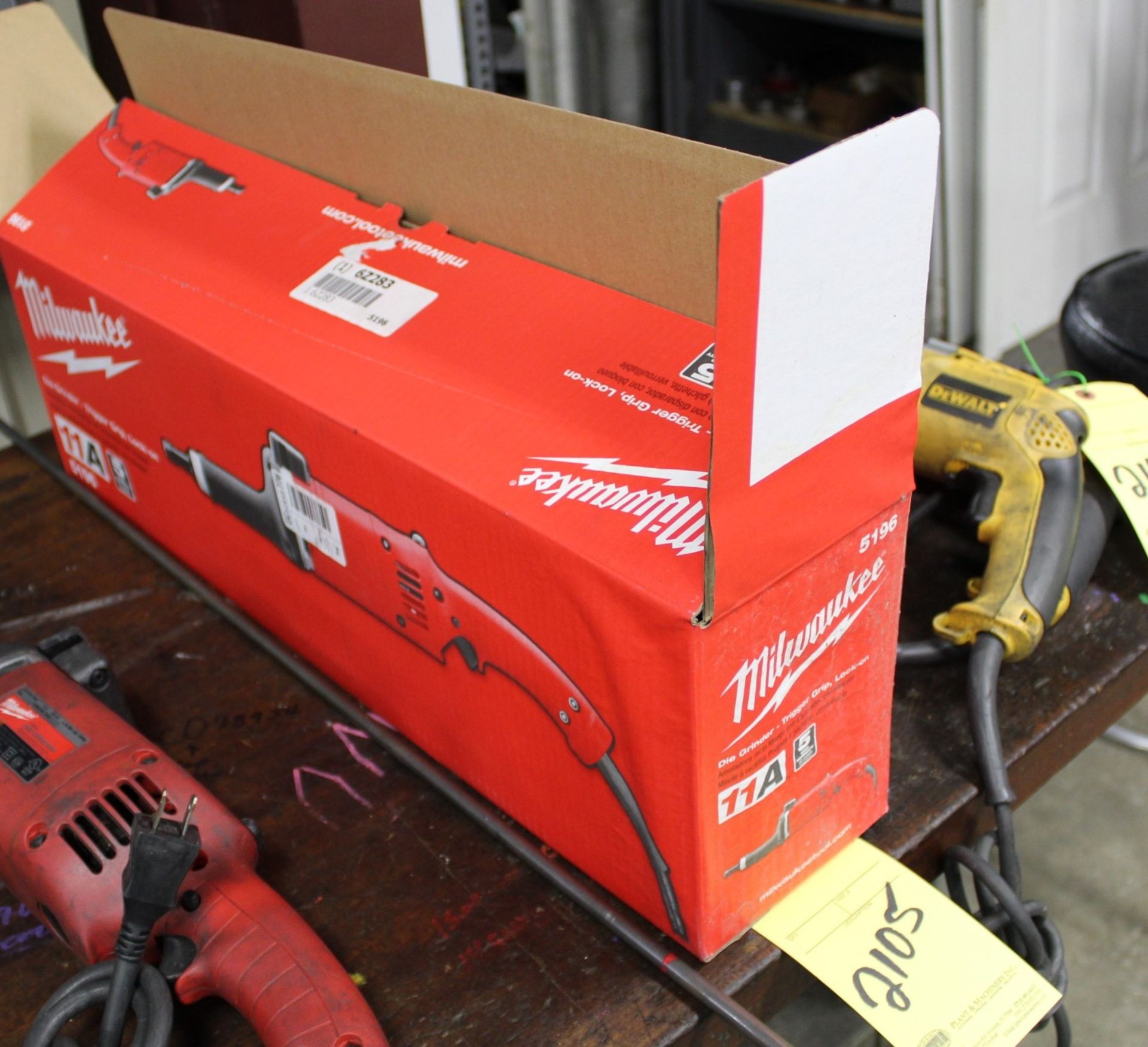 ELECTRIC STRAIGHT GRINDER, MILWAUKEE, new in box (Located at: Langham Creek Machine Works, 37470