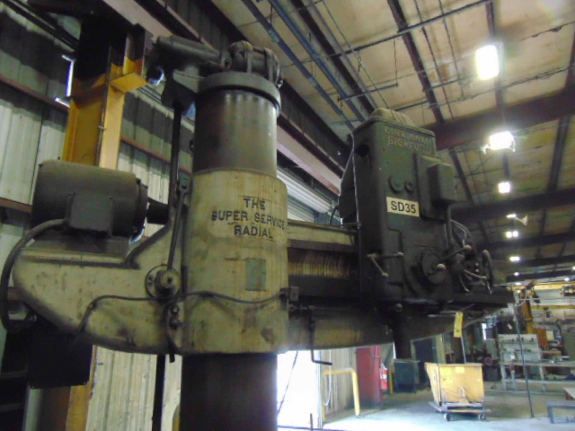RADIAL ARM DRILL, CINCINNATI BICKFORD 6' X 19", pwr. clamp, feed and elevation, S/N 6E-493 ( - Image 2 of 10