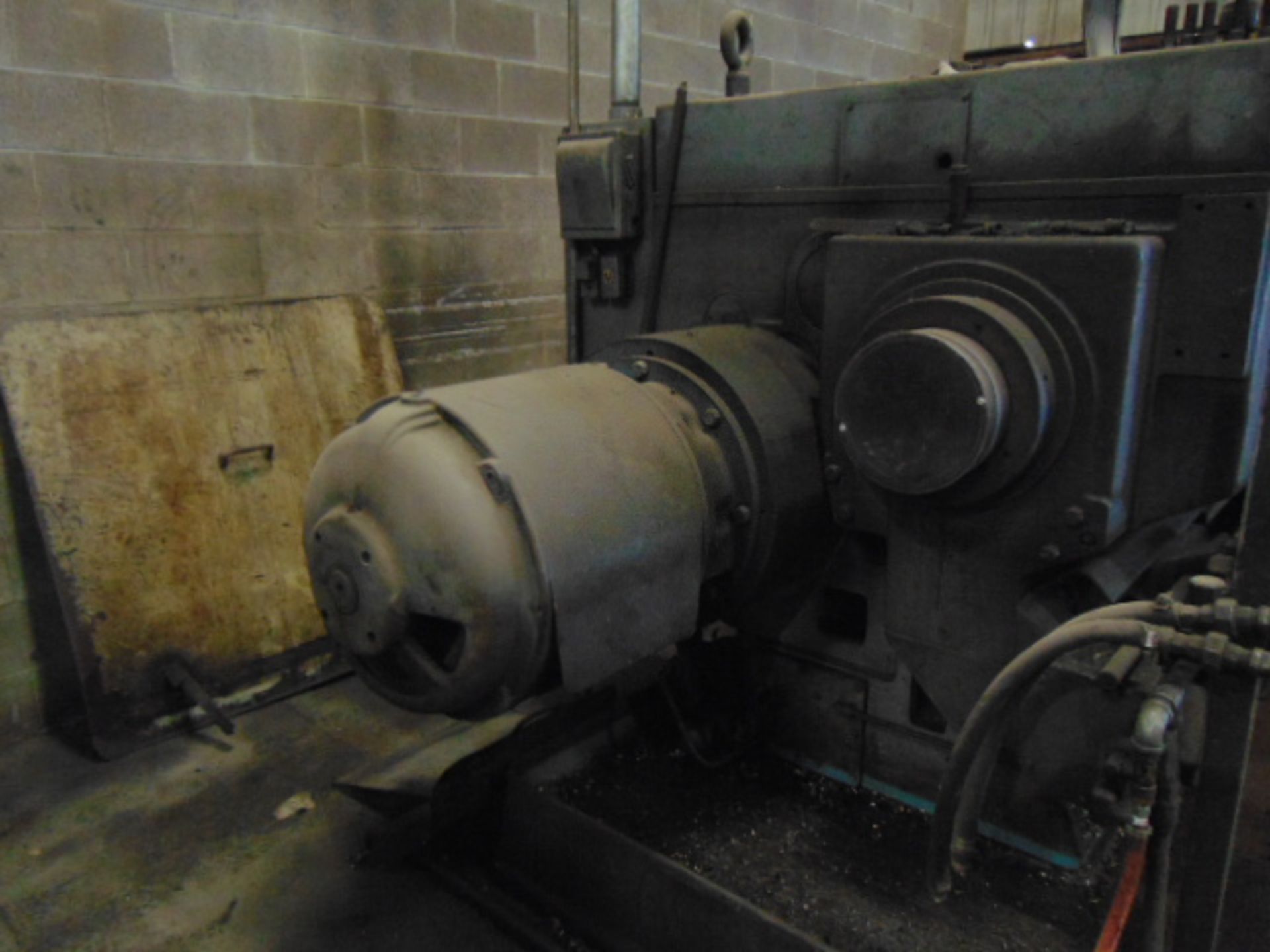 TURRET LATHE, WARNER & SWASEY 4A MDL. M-3550, 9.5" bore, 24" 3-jaw chuck, S/N 1546007 (Loading - Image 6 of 9
