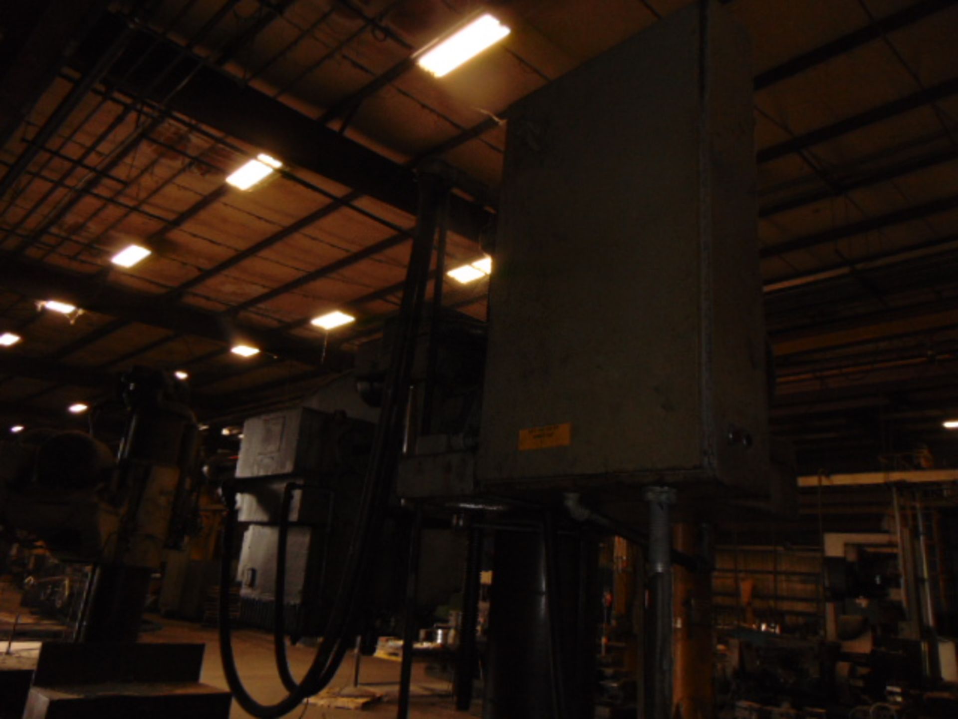 RADIAL ARM DRILL, AMERICAN 5' X 15", box tbl., S/N N.A. (Loading charge F.O.B. customer trucks is $ - Image 7 of 9