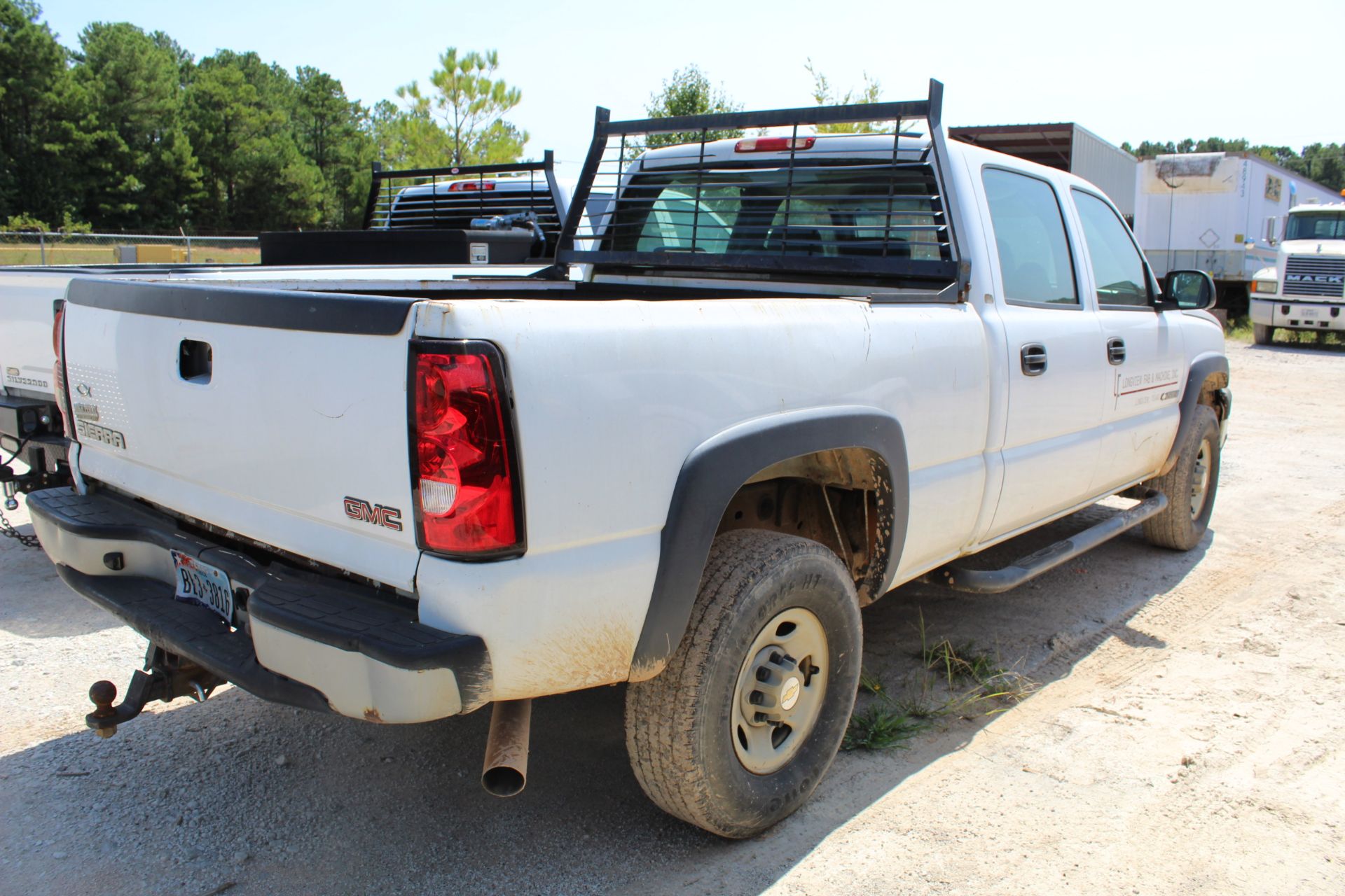 PICKUP TRUCK, 2005 CHEVROLET MDL. 2500HD, quad cab, Odo. reads: 168,073 miles - Image 3 of 6